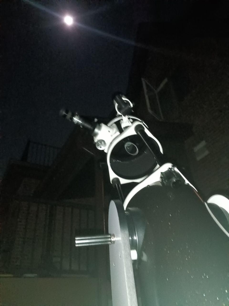 Sky-Watcher Flextube 200 Dobsonian 8-inch Collapsible Large Aperture Telescope - Portable, Easy to Use customer photo 1