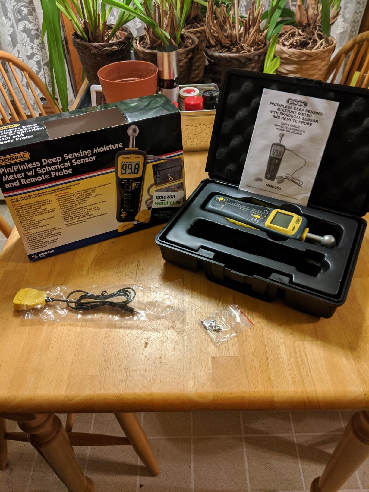 General Tools Moisture Meter MMD950 - Pin Type / Pinless Device - Spherical Sensor for Lumber, Drywall & Walls customer photo 1