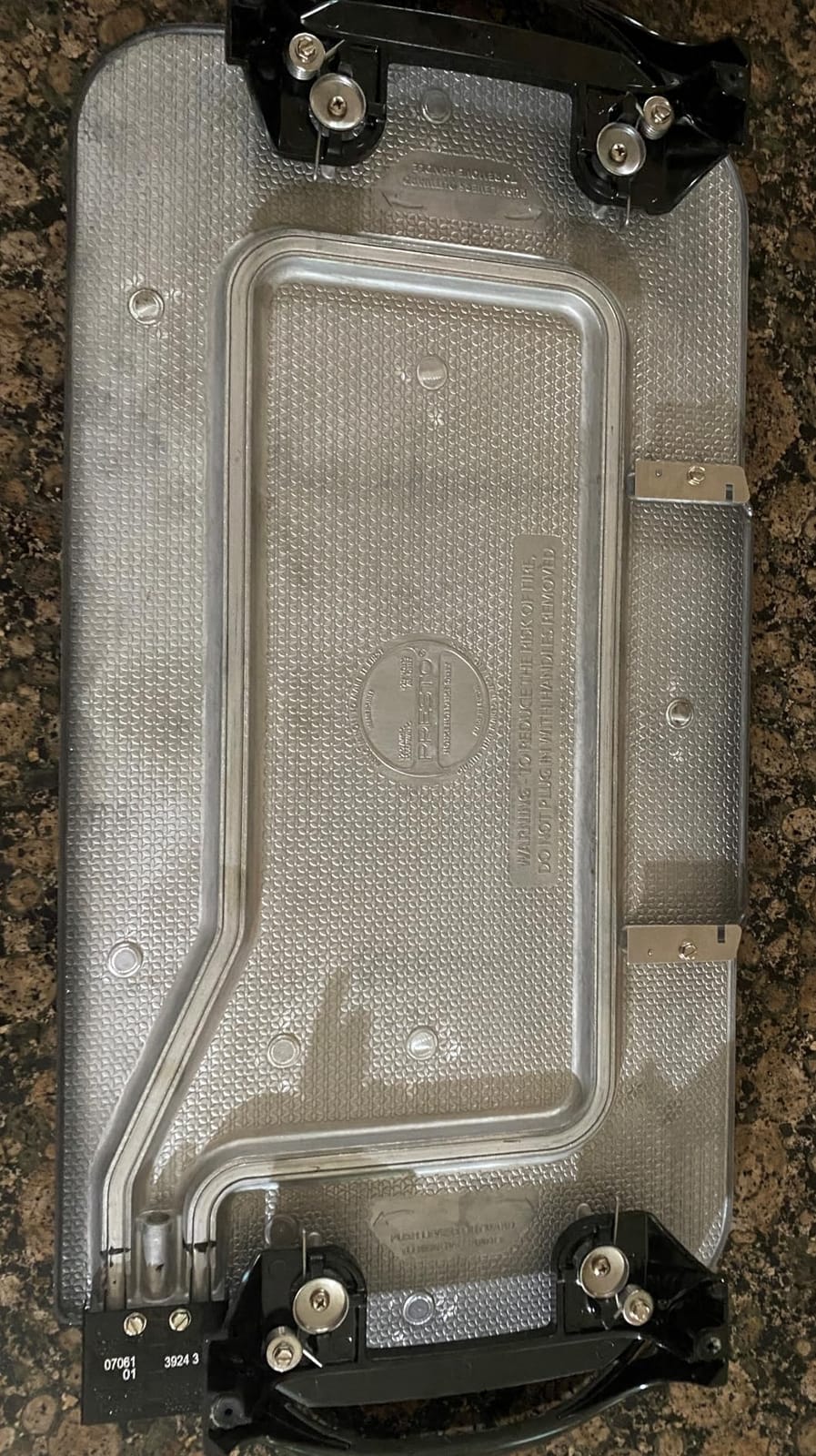 Presto 07061 22-Inch Electric Ceramic Griddle customer photo 1