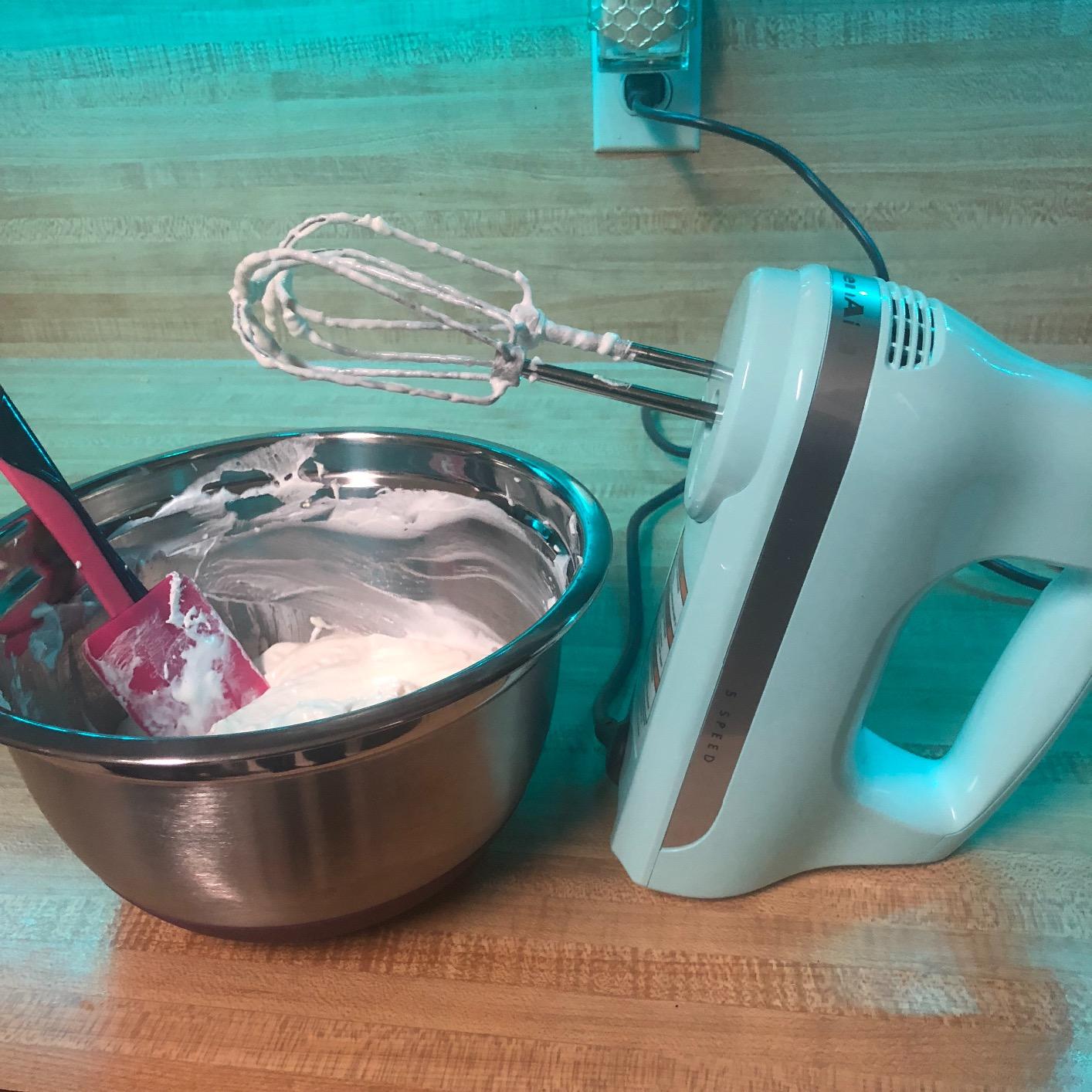 KitchenAid 5 Ultra Power Speed Hand Mixer, KHM512, White customer photo 1