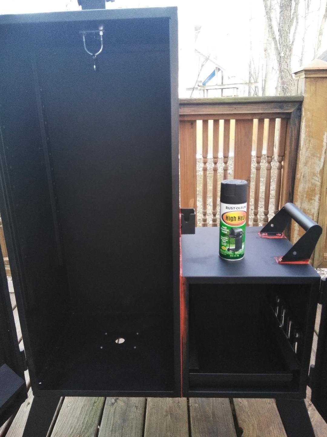Dyna-Glo DGO1176BDC-D Vertical Offset Charcoal Smoker customer photo 1