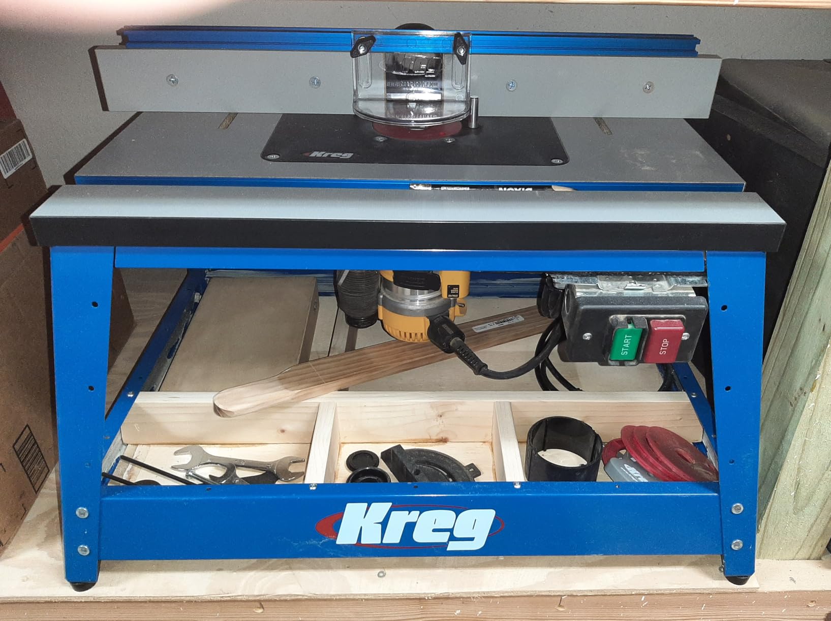 Kreg PRS2100 Bench Top Router Table - Full Size Portable Router Table for Workshops - Workbench Accessory customer photo 2