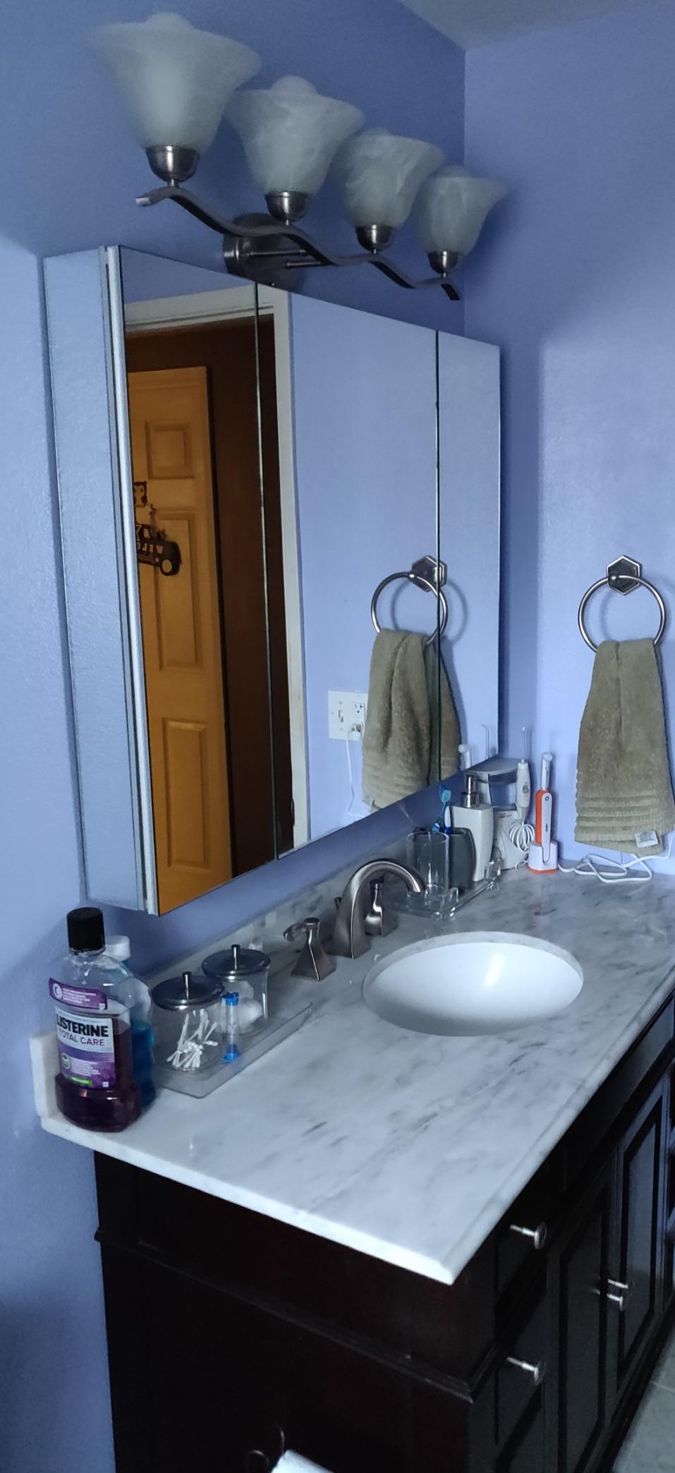 Kohler 99002-NA Verdera Bathroom Medicine Cabinet with Mirror, Surface or Recessed Bathroom Wall Cabinet, 20 in. W x 30 in. H customer photo 1