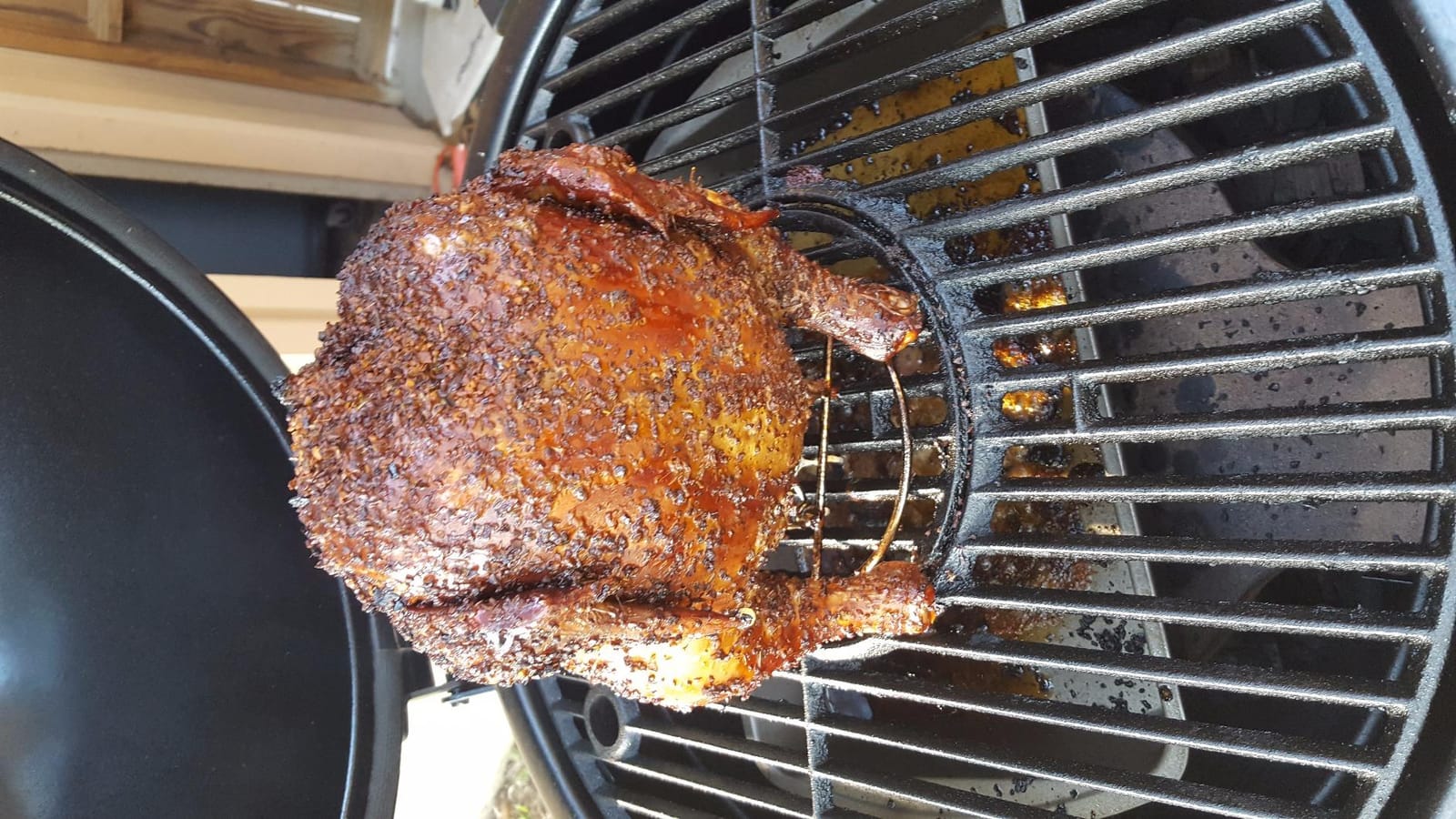 Char-Griller AKORN Kamado Charcoal Grill and Smoker with Cast Iron Grates, Warming Rack and Locking Lid with 445 Cooking Square Inches in Graphite, Model E16620 customer photo 2