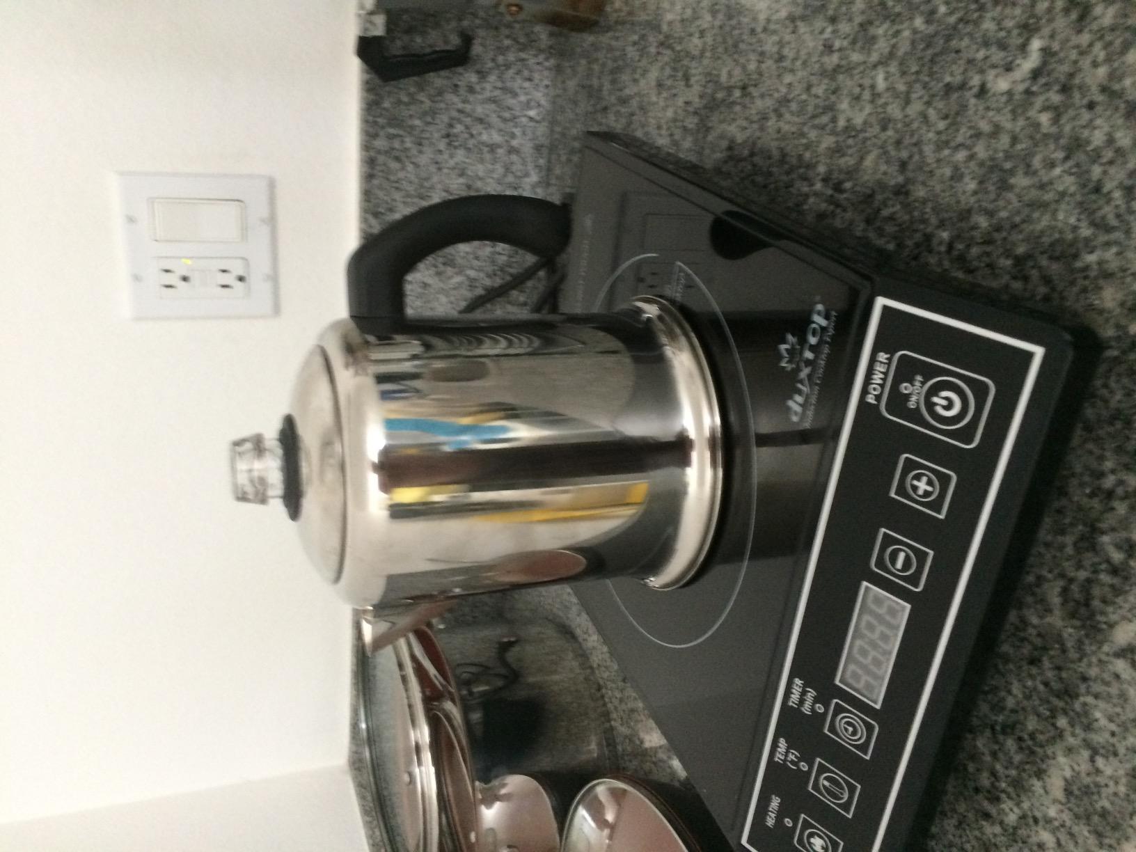 Duxtop 1800W Portable Induction Cooktop Countertop Burner, Black 9100MC | BT-M20B customer photo 2