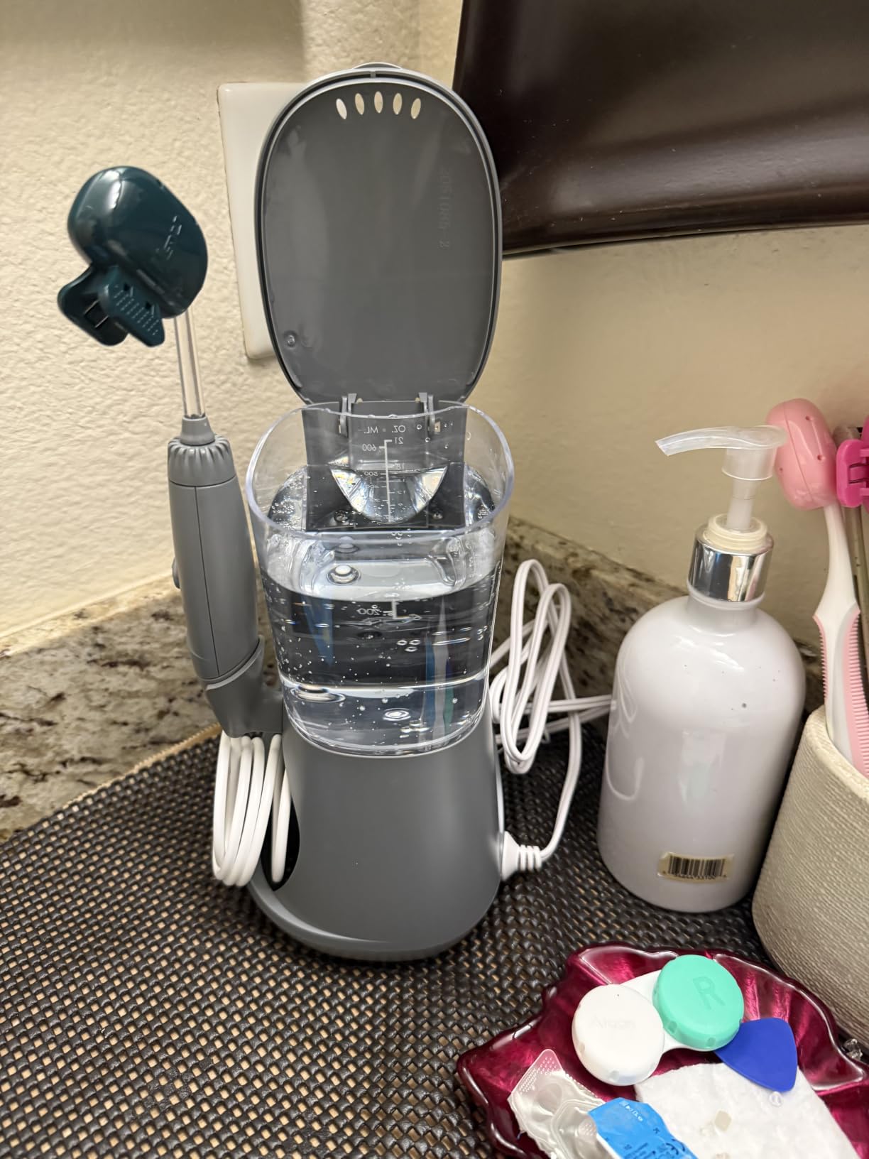 Waterpik Aquarius Countertop Water Flosser with 10 Settings, 7 Tips, White | For Daily Home Gum Health, Dental Braces, Implants, Teeth Cleaning, Multiple Users, ADA Accepted WP-660 customer photo 1