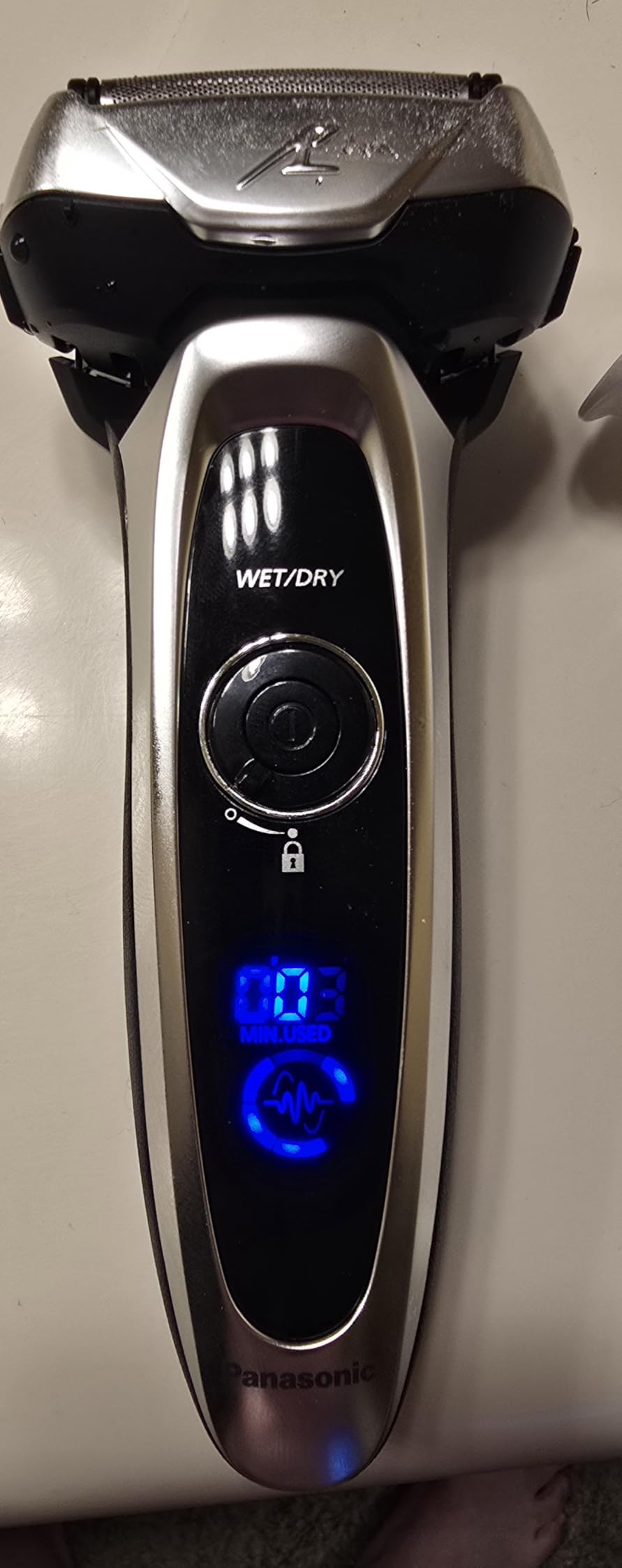 Panasonic ARC5 Electric Razor for Men with Pop-Up Trimmer, Wet/Dry 5-Blade Electric Shaver with Intelligent Shave Sensor and Multi-Flex Pivoting Head, ES-LV65-S (Silver) customer photo 1