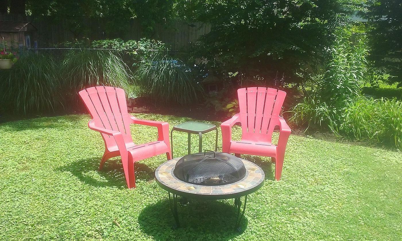 Amazon Basics 27 inch Steel Round Lattice Fire Pit, Easy to Assemble customer photo 1