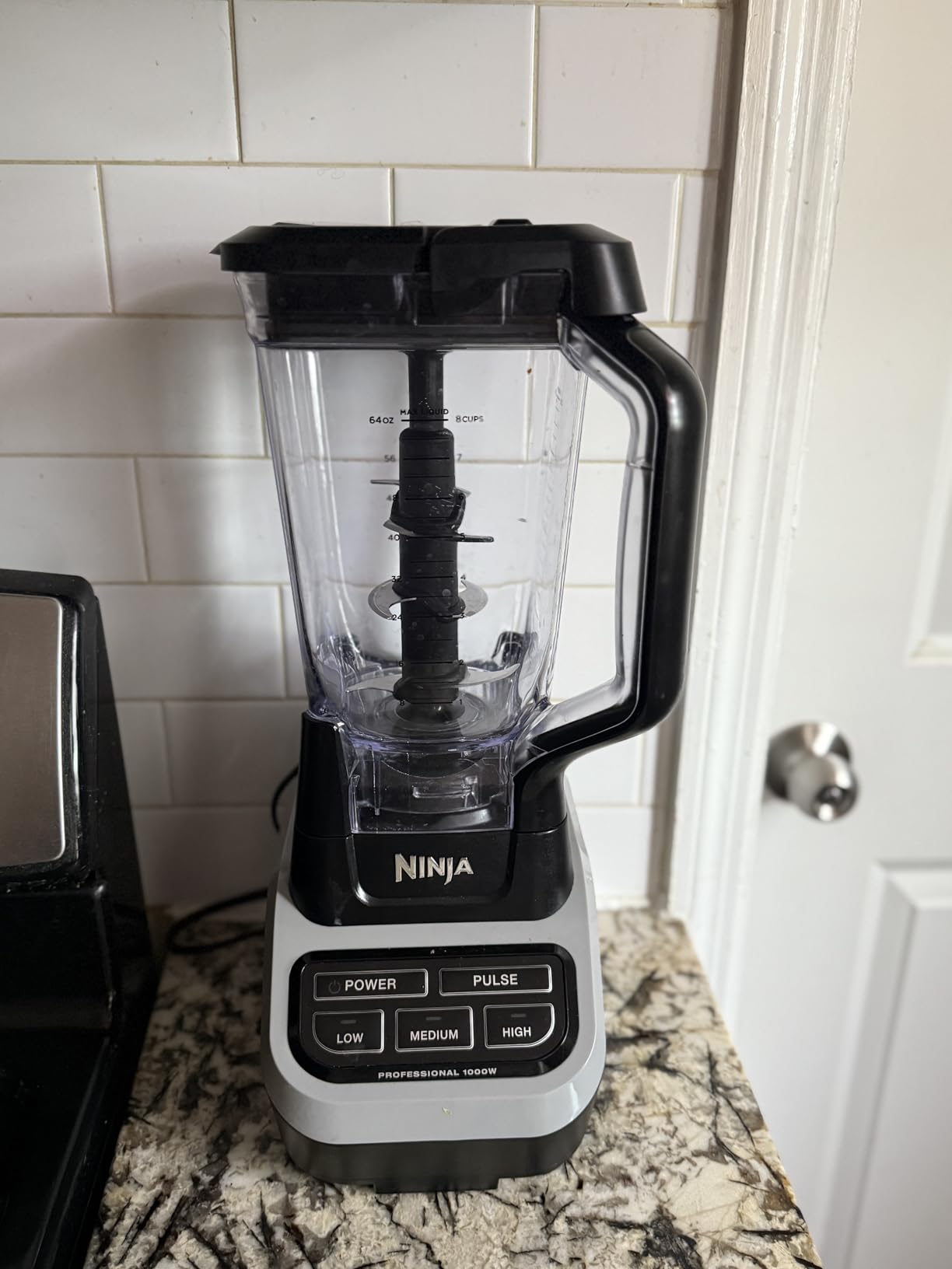 Ninja Professional Blender, 1000W, Total Crushing Tech, 72oz Pitcher, BL610 | 1000W Total Crushing blades crush ice & blend smoothies, sauces. XL 72-oz pitcher for family batches. Dishwasher-safe parts. customer photo 2