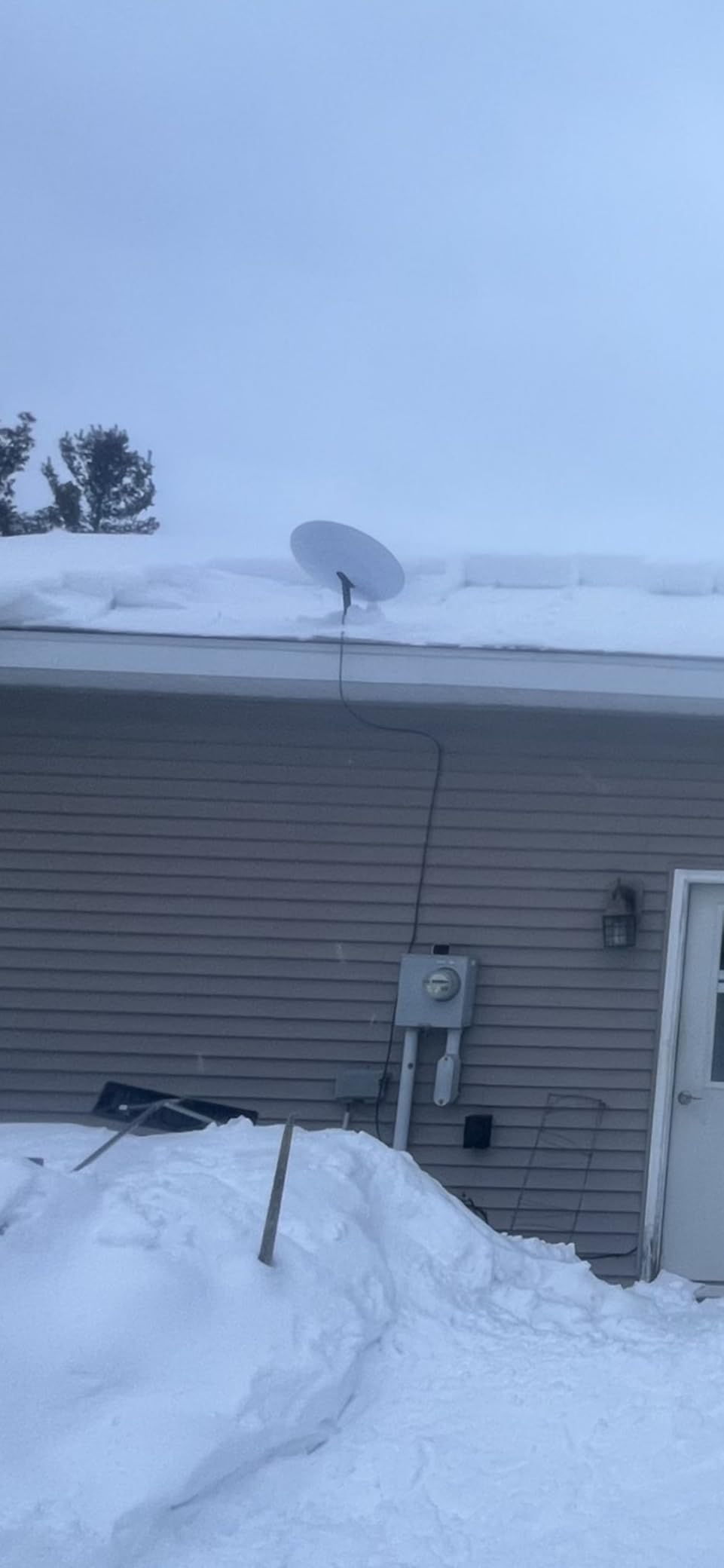 Avalanche! AVA750, Easy and Quick Snow Roof Rake for Snow Removal, Heavy-Duty Slide, Cut and Tear Resistant, Built-in Wheels Prevent Damage, Assembled in USA, AVA750 customer photo 2