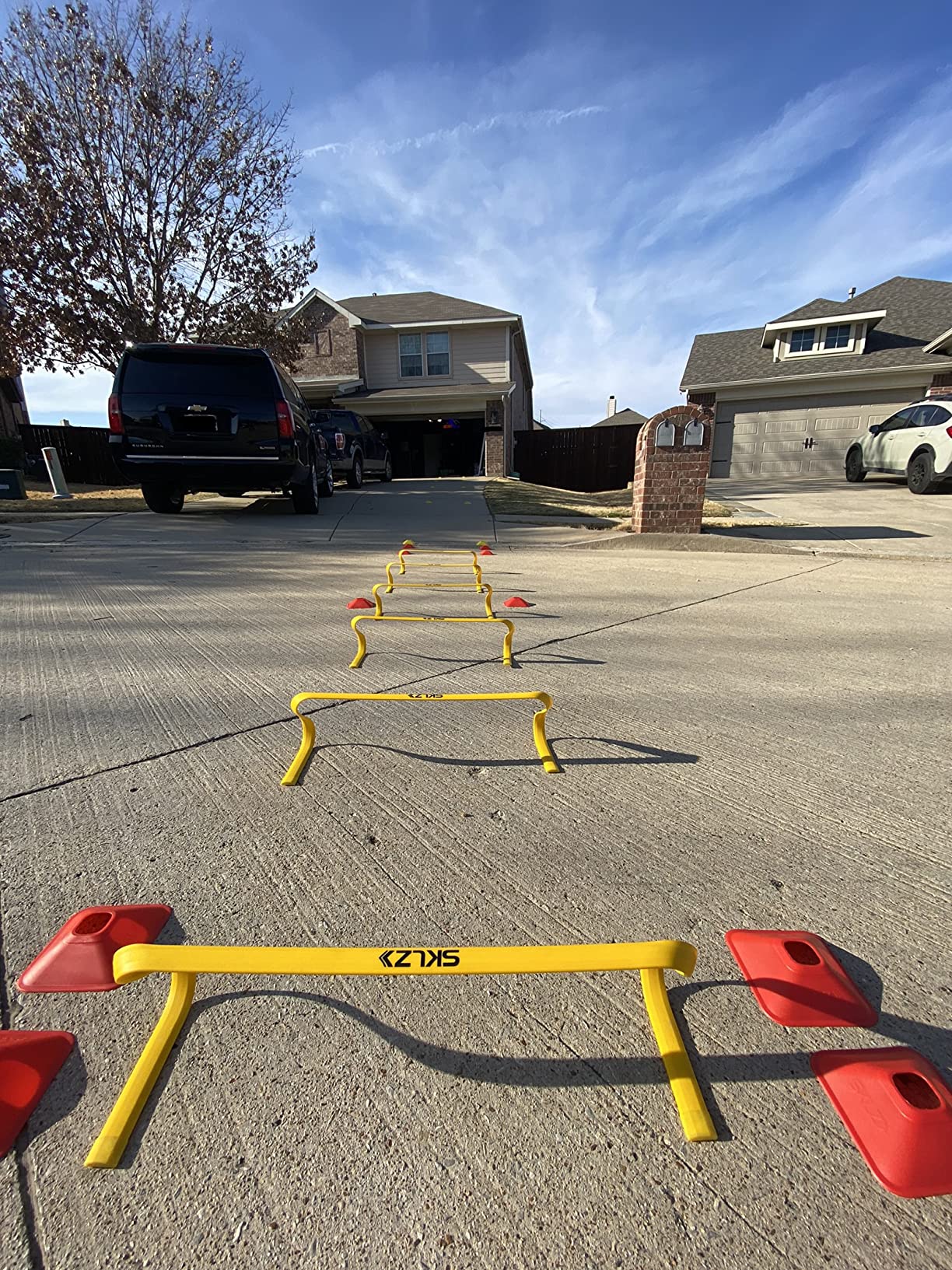 SKLZ 6X Ultra Durable Agility Hurdles - 6pk of 6-in Tall Hurdles, Bright Yellow Color, Made of Durable Composite Materials, Easy to Set up & Transport, Comes w/Carry Bag customer photo 1