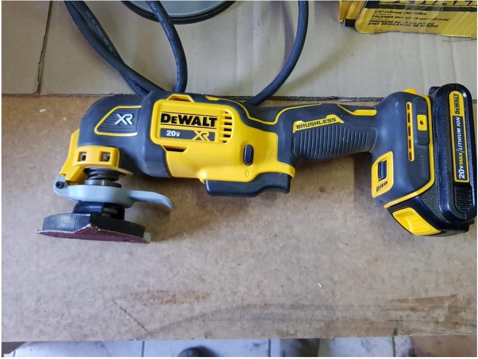 DEWALT 20V MAX XR Oscillating Multi-Tool Kit, Oscillating Tool Accessories, Cordless, 3-Speed, Quick Blade Change, Sand Paper, Blades, Battery and Charger Included (DCS356D1) customer photo 2