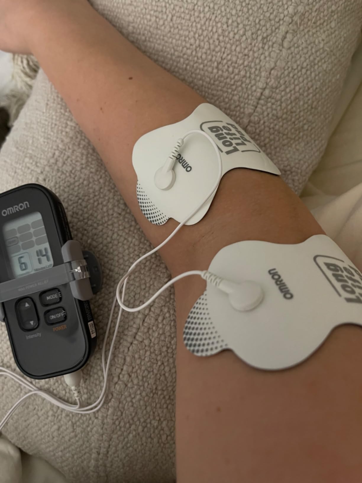 Omron Max Power Relief TENS Unit Muscle Stimulator | For Drug-Free Pain Relief - Portable Electric Massager for Muscles and Joints - Includes 2 Reusable TENS Unit Pads customer photo 2