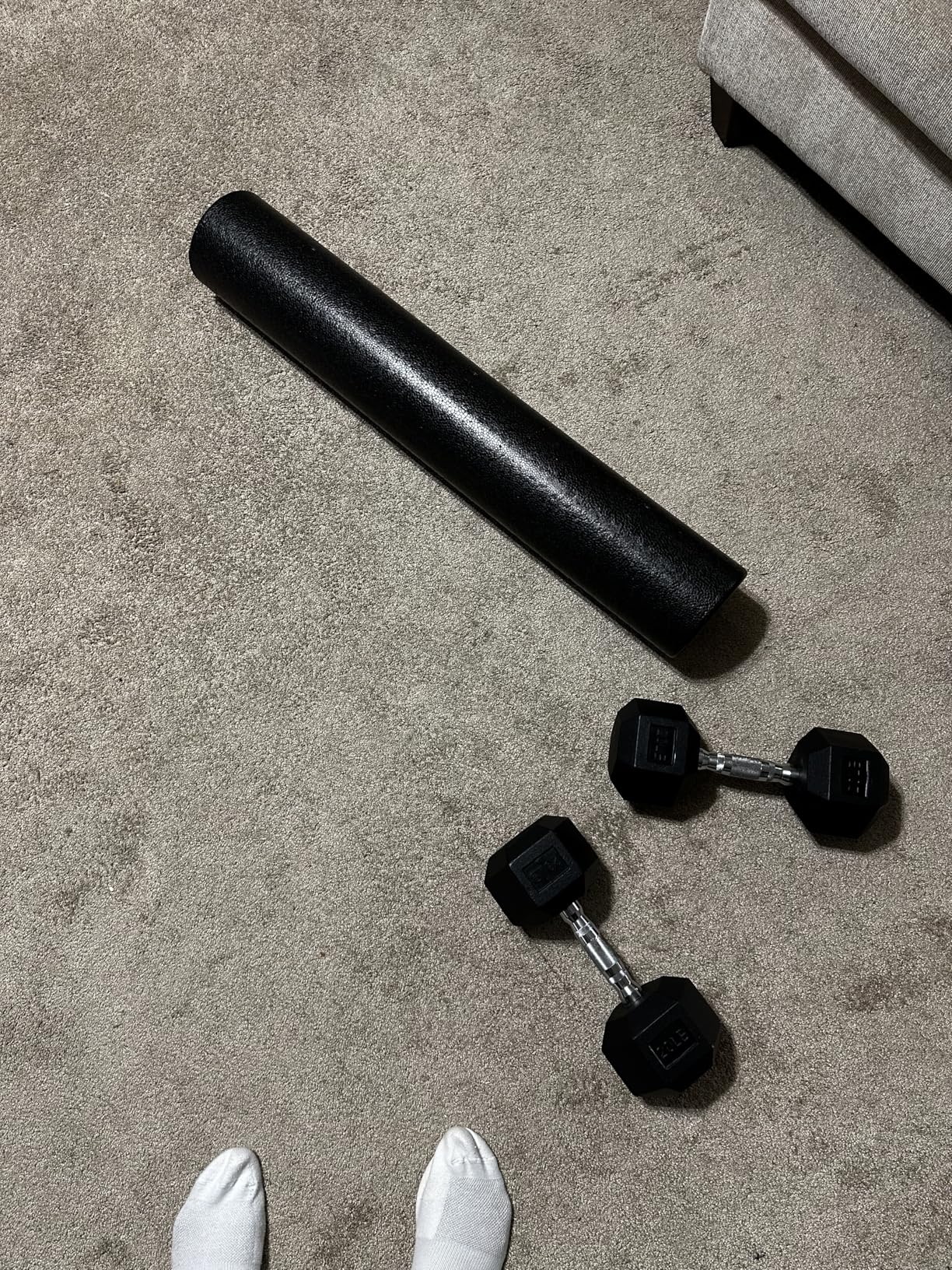 Amazon Basics High-Density Foam Roller for Exercise, Stretching and Muscle Recovery, 36 Inches, Black customer photo 2