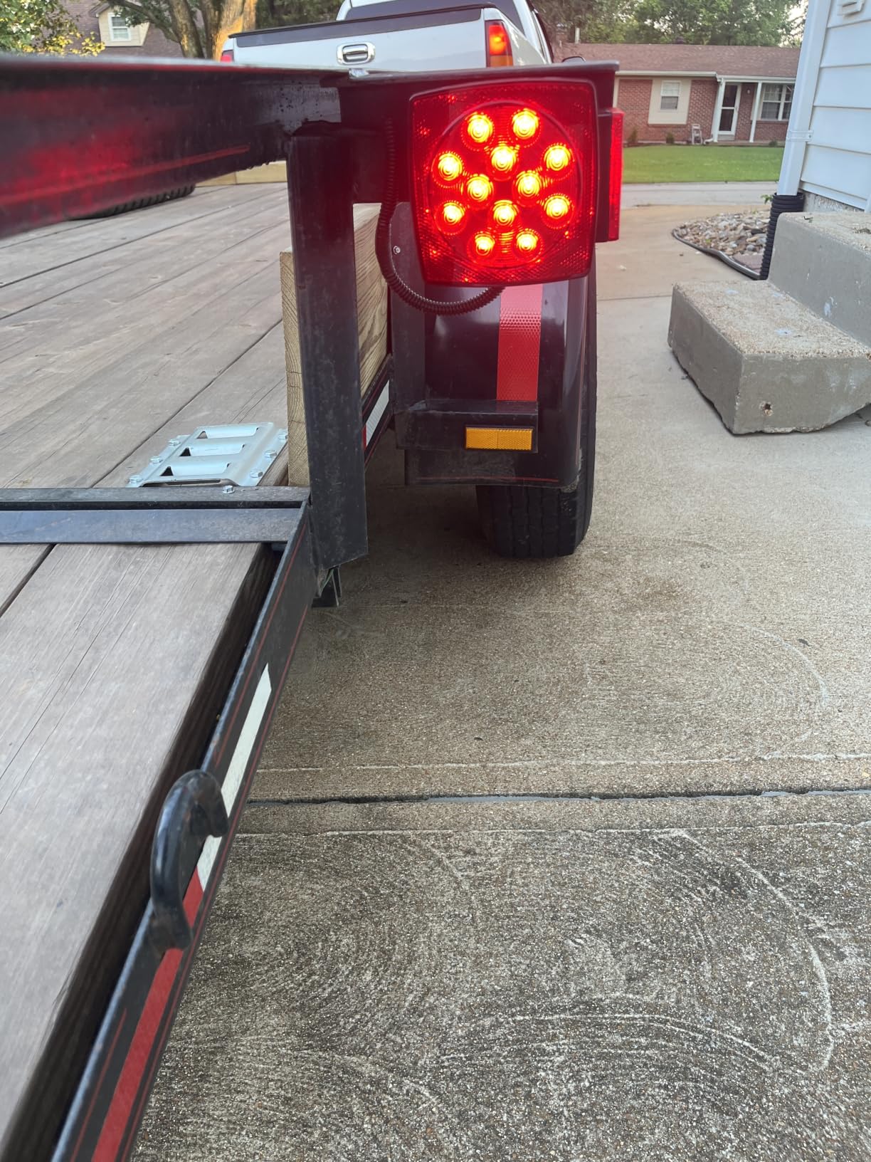 Partsam 12V Submersible Square LED Trailer Light customer photo 2