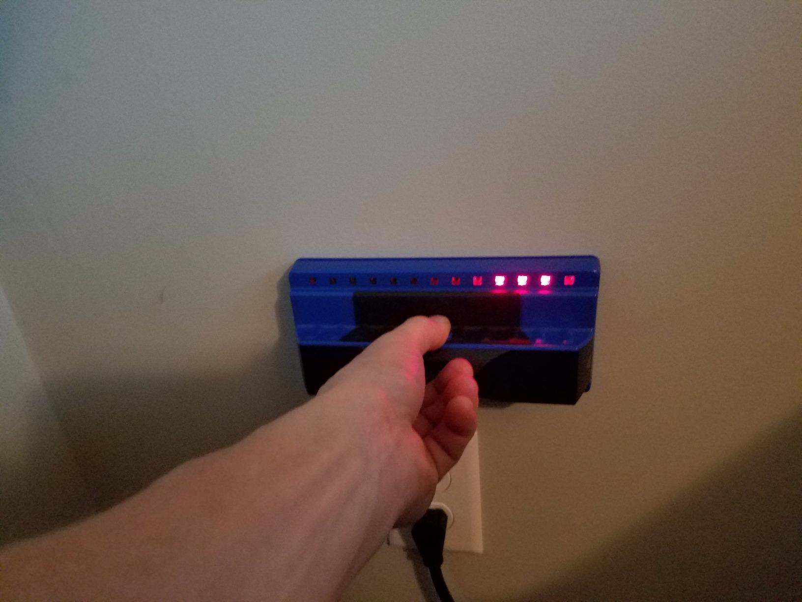 Franklin Sensors ProSensor 710+ Stud Finder, 13-Sensor Wall Scanner | Wood and Metal Stud Detector with Built-in Bubble Level, Made in the USA, Shows Full Width of Studs customer photo 2