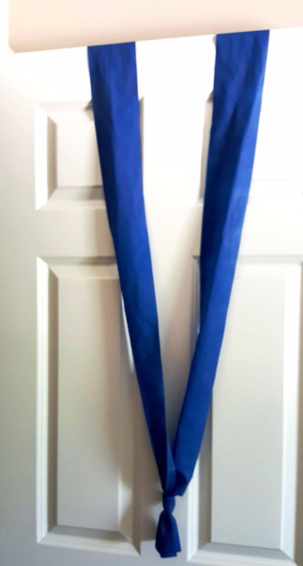 THERABAND Resistance Bands Set, Elastic Bands for Exercise & Physical Therapy, Strength Training for Upper & Lower Body Fitness customer photo 2