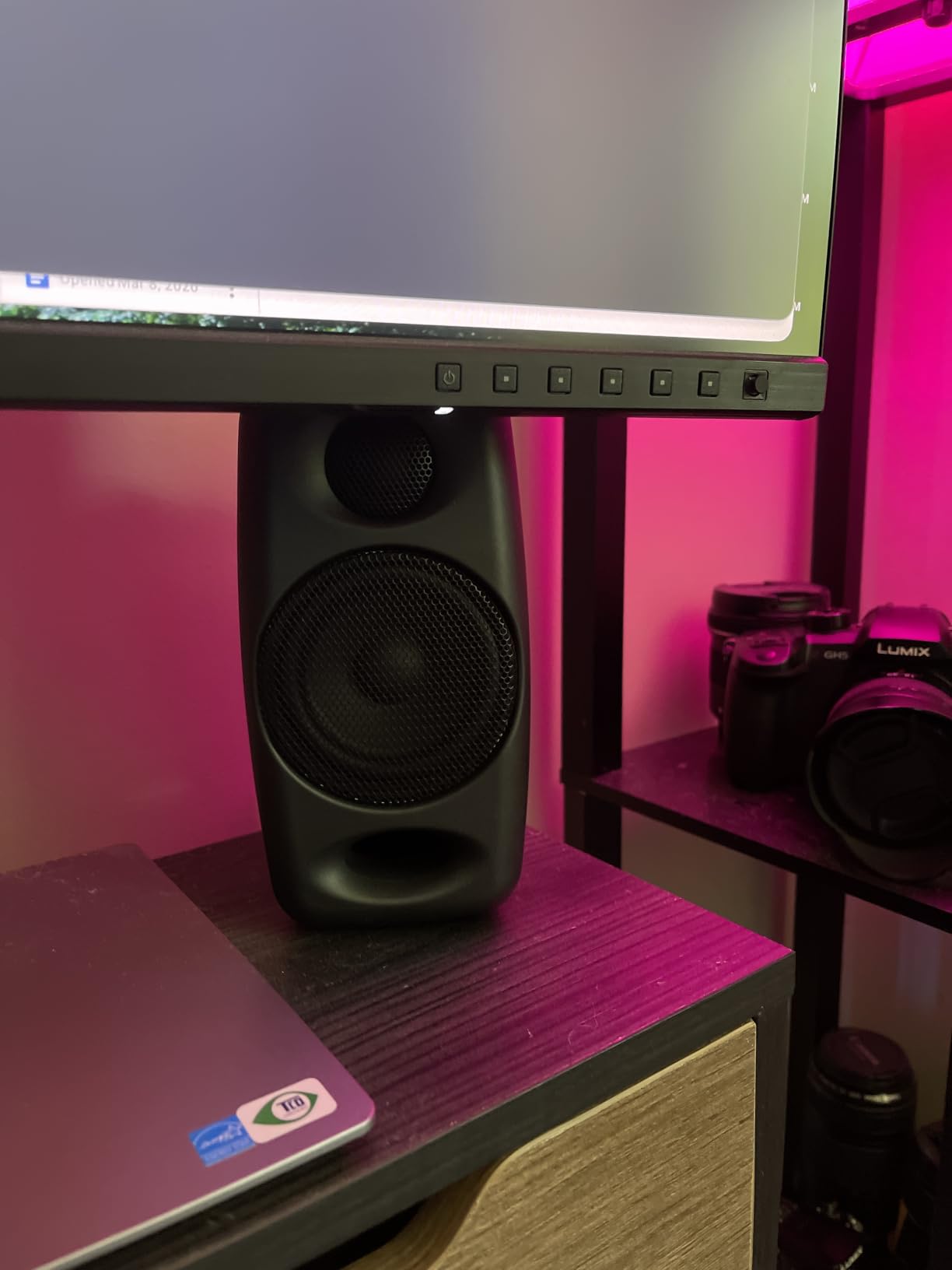 IK Multimedia iLoud Micro Monitor 50W Portable Wireless Bluetooth Studio Reference Monitors - Dual Speakers for Music Production, Mixing, Mastering customer photo 2
