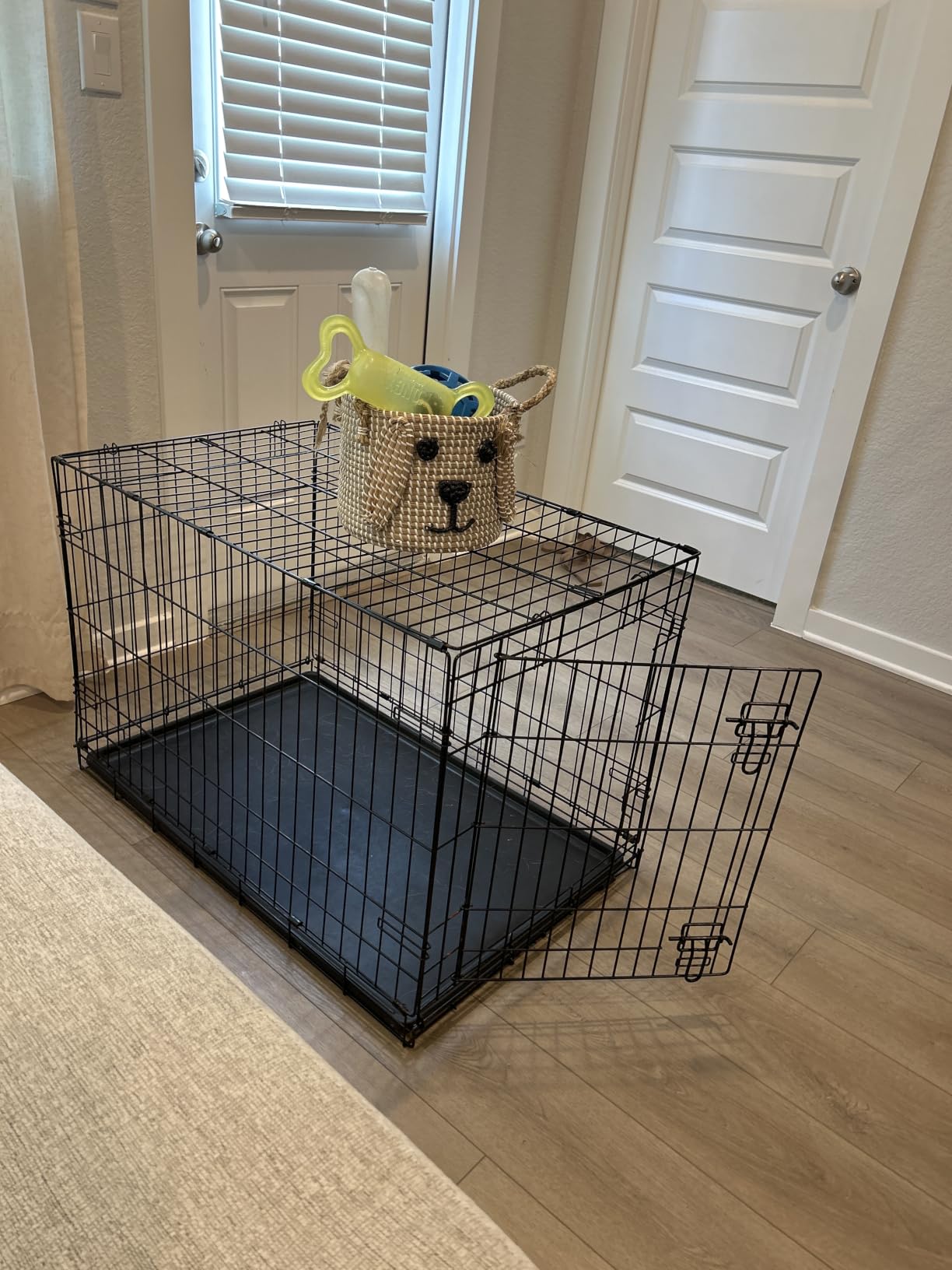 Midwest Homes for Pets 48-Inch New World Crate for Extra-Large Breeds, 90-110 lbs, Double Door Folding Dog Crate, Leak-Proof Tray & Secure Latches, Portable, Durable & Easy to Assemble customer photo 1