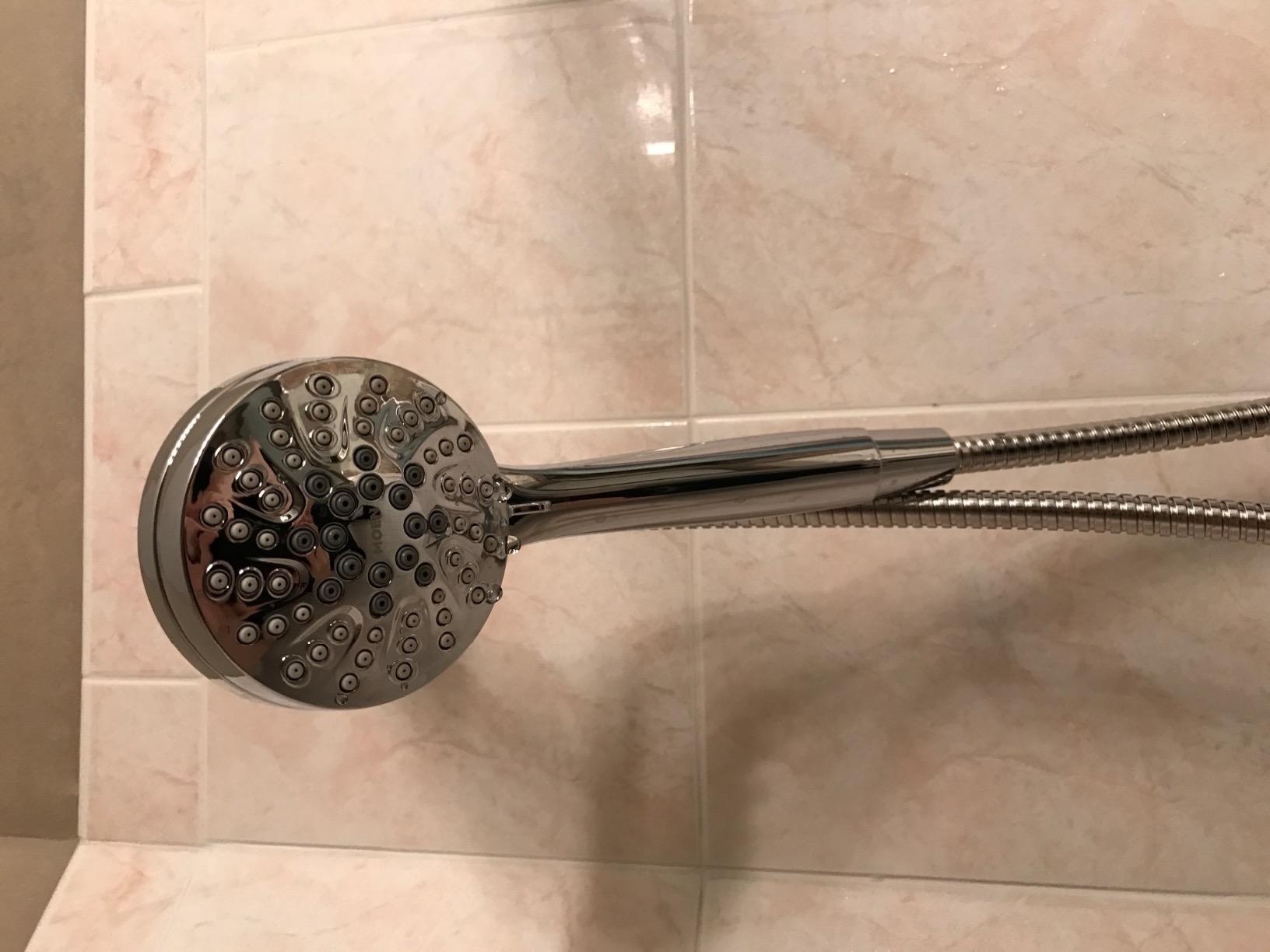 Moen Engage Magnetix Shower Head with Handheld Sprayer, 6 Spray Functions, Spot Resist Brushed Nickel, 26100EPSRN customer photo 2
