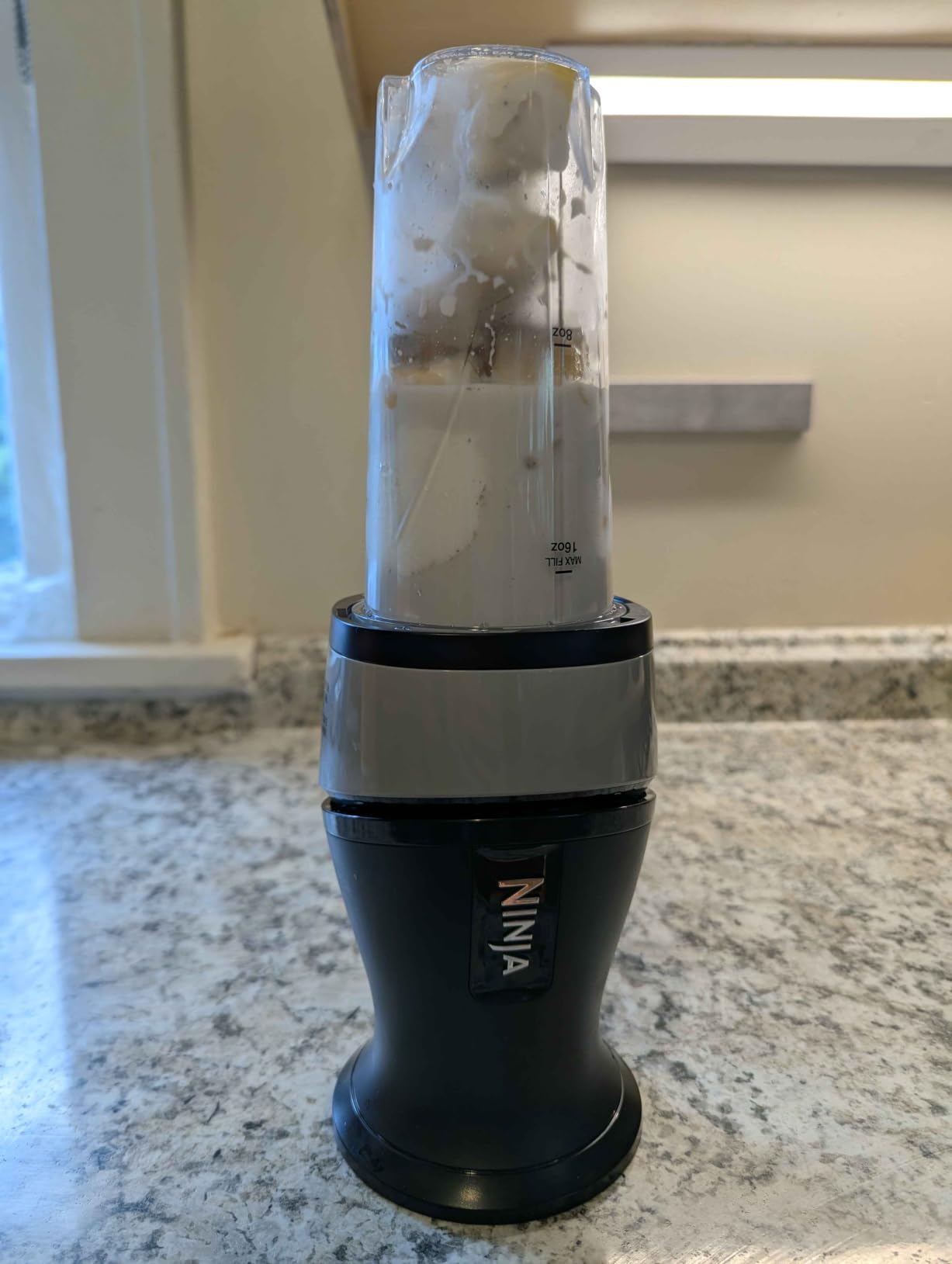 Ninja Fit Compact Personal Blender | For Smoothies, Shakes & Frozen Drinks | (2) 16-oz. To-Go Cups with Spout Lids | 700-Watt Countertop | Black | QB3001SS customer photo 1