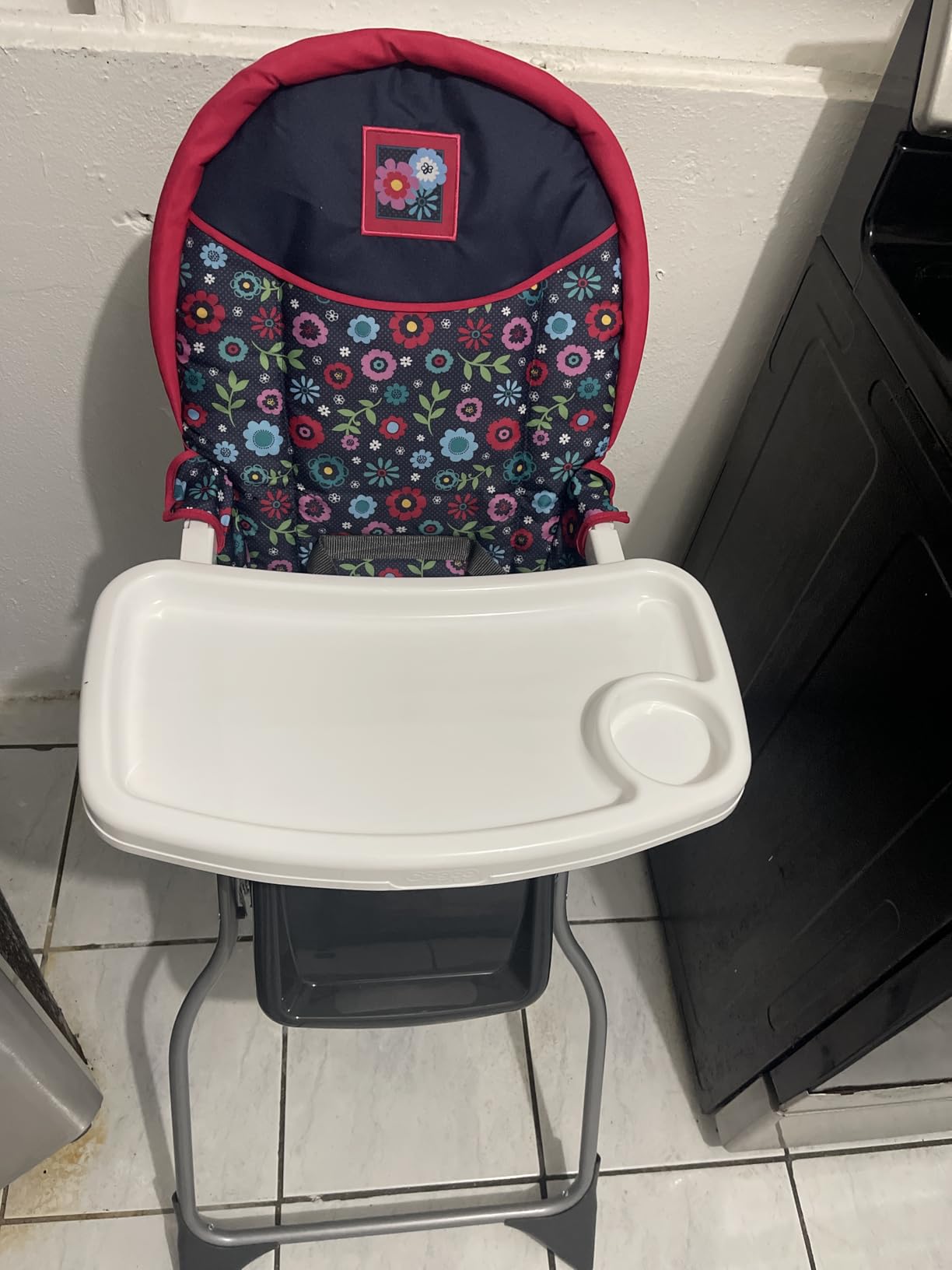 Cosco Kids Simple Fold Highchair for Baby, Simple Foldable High Chair, Convenient, Lightweight, and Compact Design, Comet customer photo 2