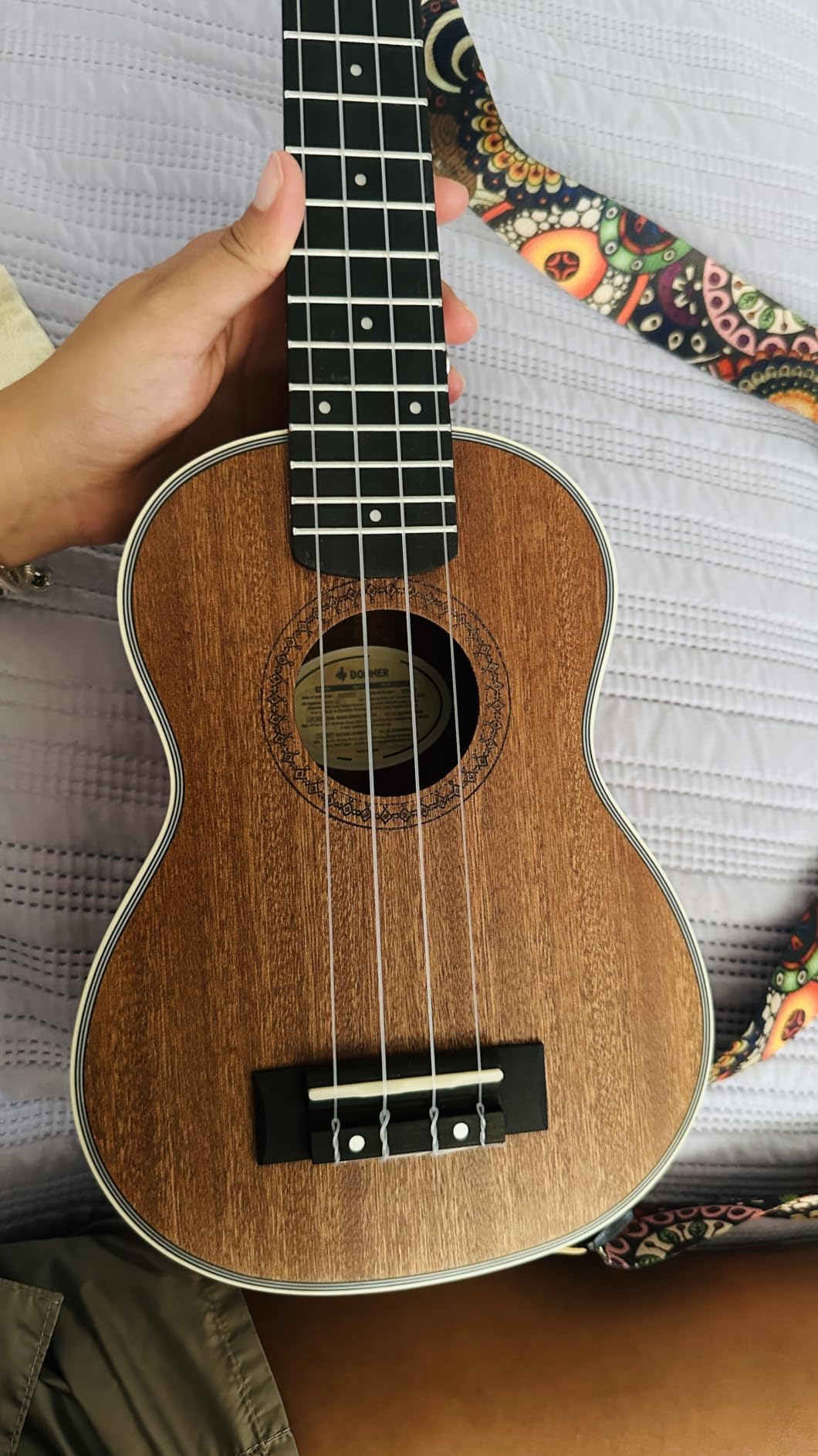 Donner Concert Ukulele Beginner Mahogany 23 Inch Ukelele Kit with Free Online Lesson Gig Bag Strap Nylon String Tuner Picks Cloth DUC-1 customer photo 1