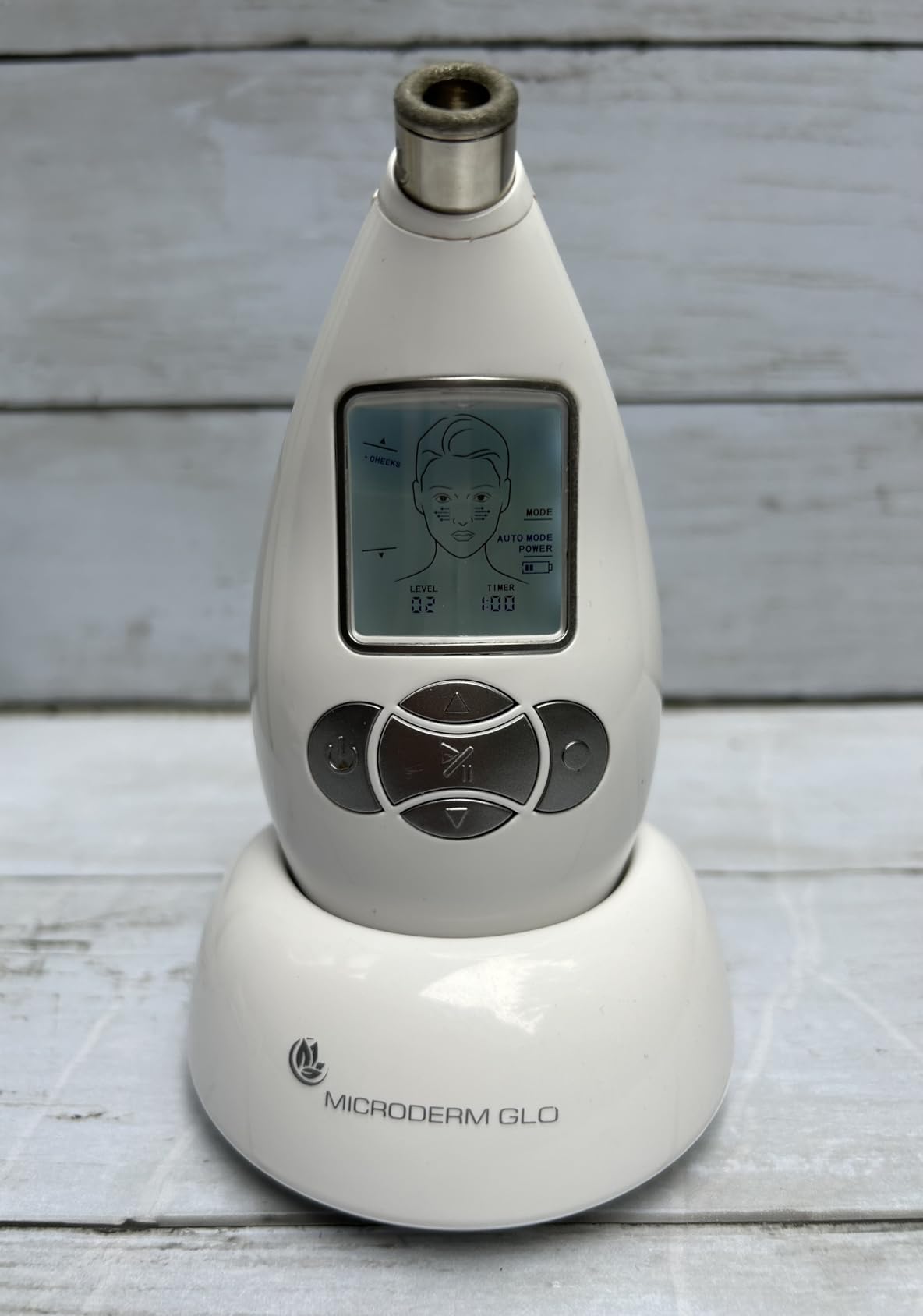 Microderm GLO Diamond Microdermabrasion Machine - Dermabrasion & Anti Aging Wrinkle Skincare - Home Facial Treatment System customer photo 2