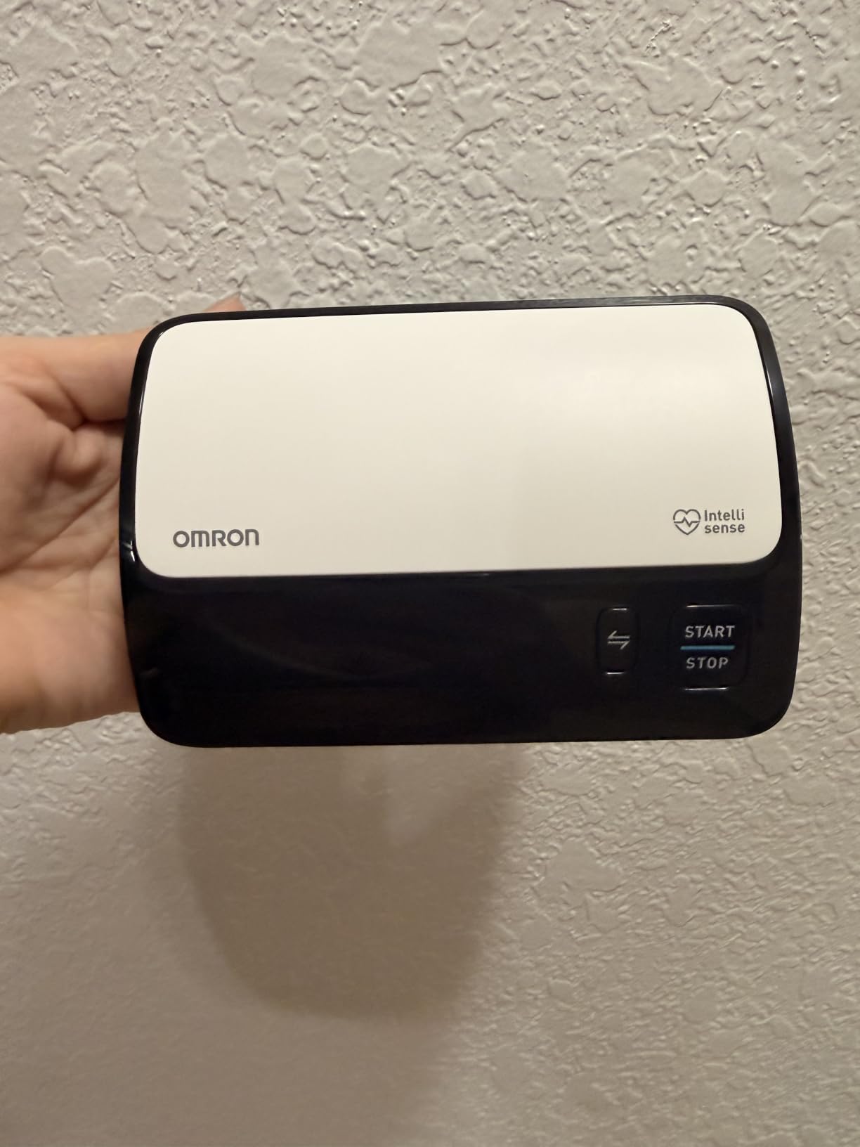 OMRON Evolv Wireless Blood Pressure Monitor & Upper Arm Blood Pressure Cuff | For Home Use - #1 Doctor & Pharmacist Recommended Brand - Clinically Validated - Connect App customer photo 2