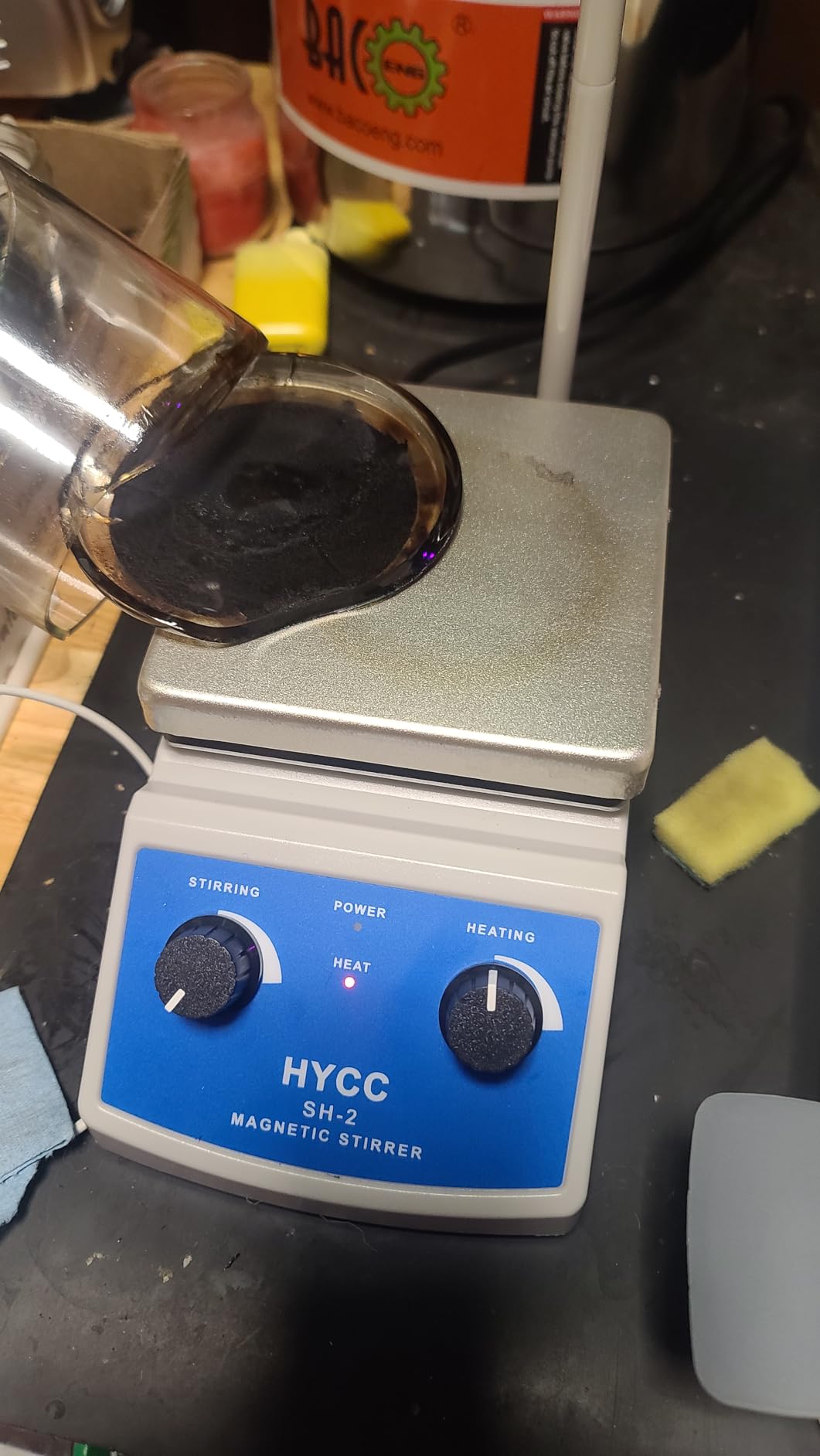 HYCC Magnetic Stirrer Hot Plate Max 716°F, 100-2000RPM Hot Plate with Magnetic Stirrer, 2000mL Magnetic Hotplate Stirrer customer photo 1