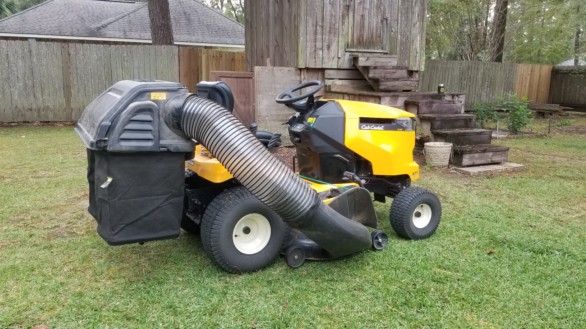 MTD (19B30031OEM) Double Bagger for Riding Lawn Mowers-42-Inch and 46-Inch (2010 and After) Fits Various Troy-Bilt, Cub Cadet, CRAFTSMAN, and Other Top Models, Gray customer photo 2