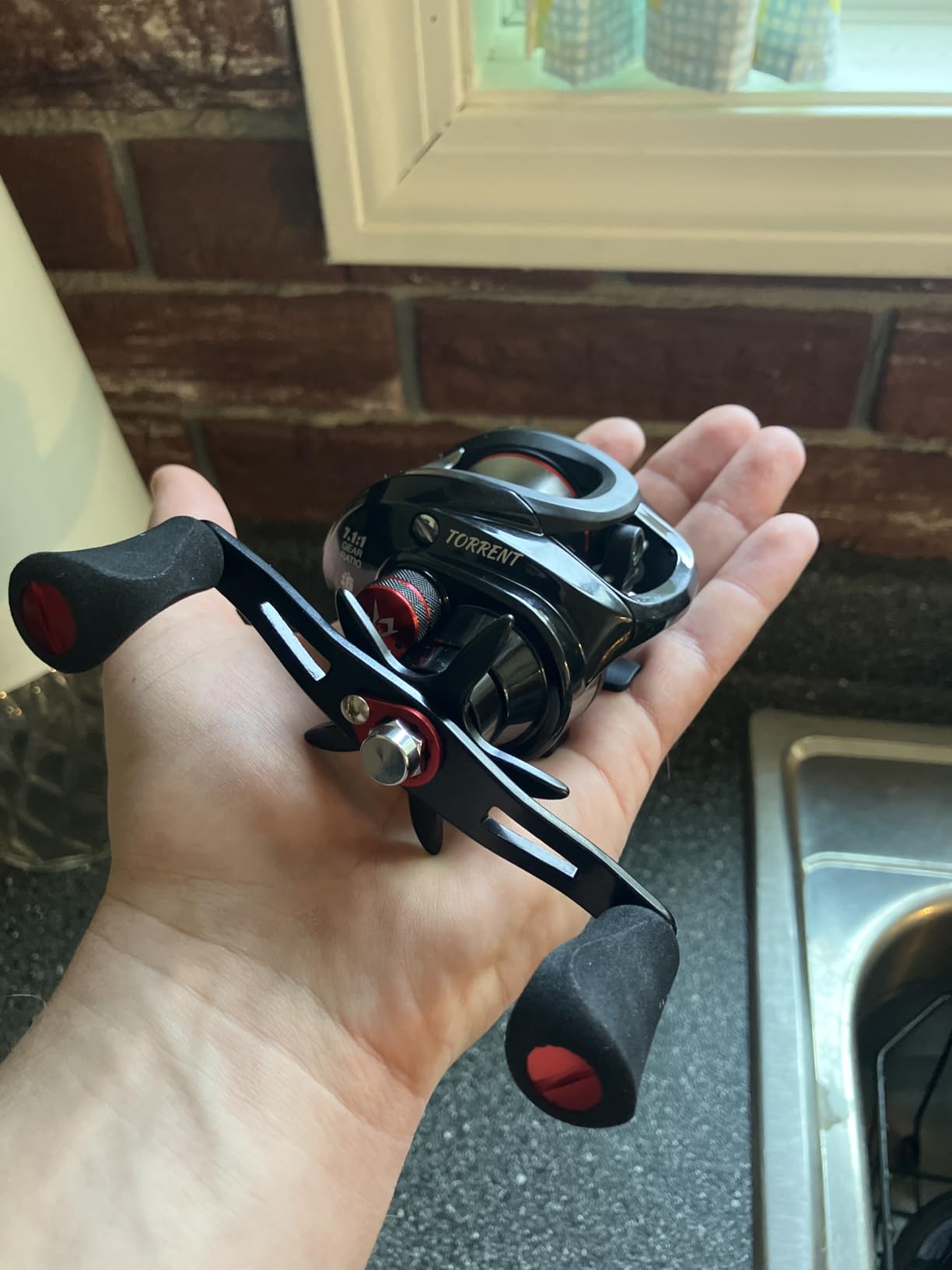 Piscifun Torrent Baitcasting Reel, 18LB Carbon Drag, Magnetic Brake | 7.1:1 and 5.3:1 ratios, low-profile body, smooth casting, 6+1 bearings, easy control customer photo 2