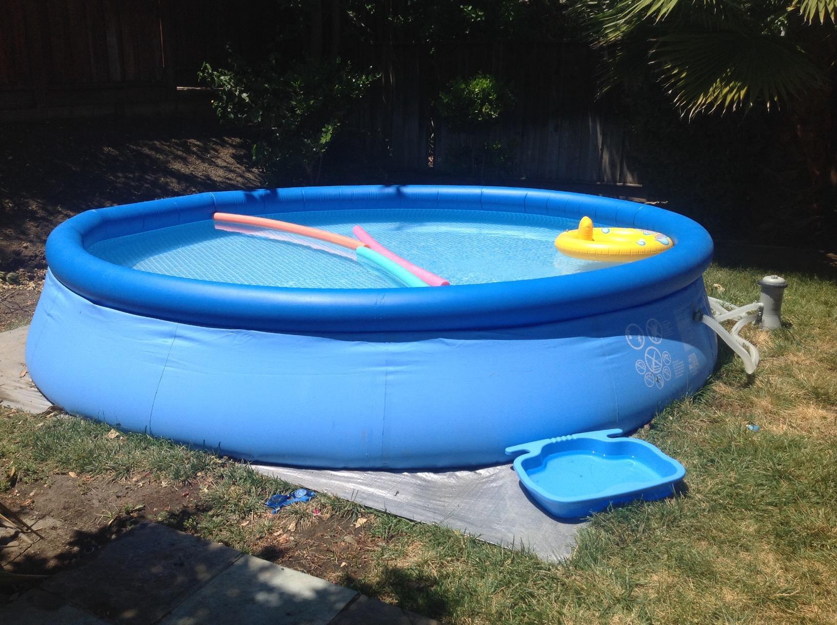 INTEX 28167EH Easy Set Inflatable Swimming Pool Set: 15ft x 48in - Includes 1000 GPH Cartridge Filter Pump - Removable Ladder - Pool Cover - Ground Cloth customer photo 1