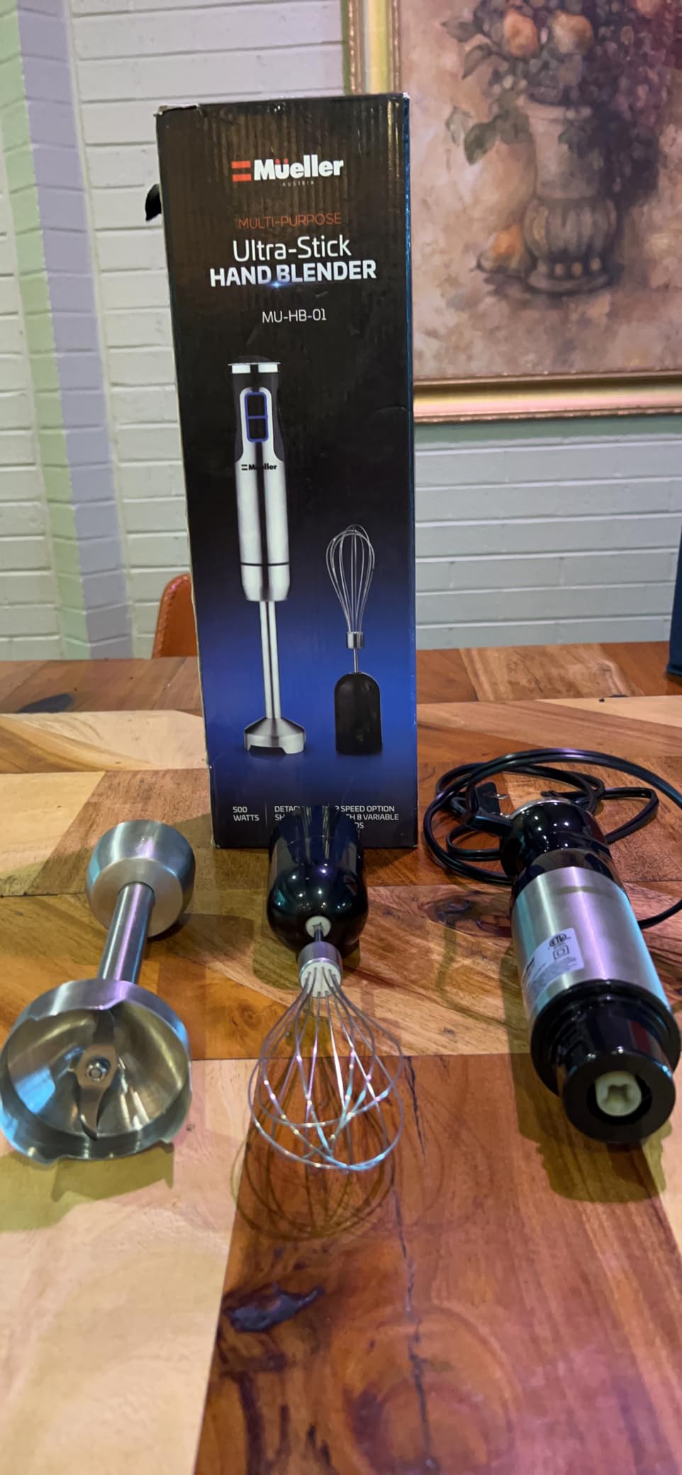 MuellerLiving Ultra-Stick Immersion Hand Blender, 500W Heavy Duty Motor, 8-Speed Turbo Setting, Includes Blending Shaft, Whisk, Milk Frother & Measuring Beaker customer photo 1