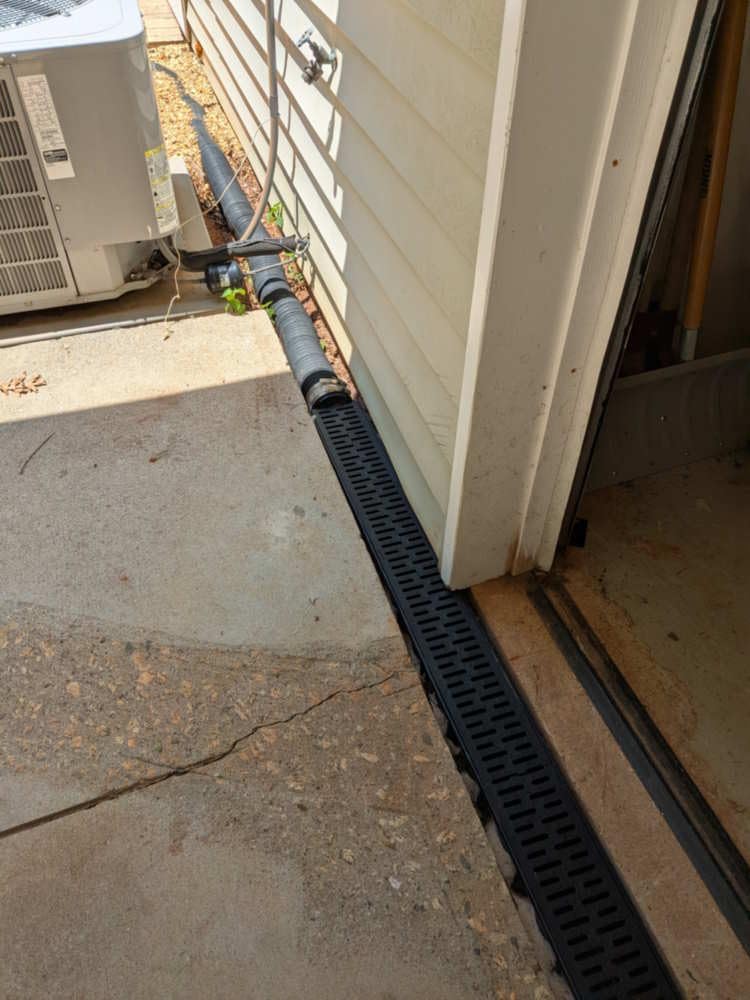 URA WATER Model UA-100 - Drainage Trench Set - Channel Drain with Grate - Black Plastic - 3 x 39 - (117