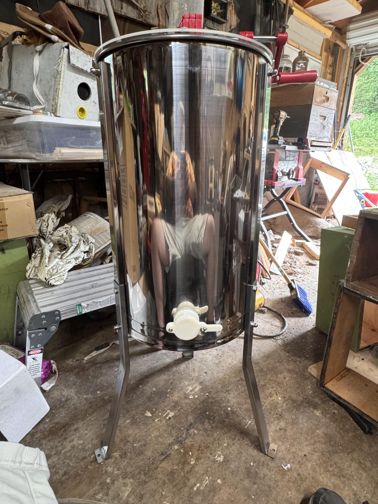 VINGLI 2 Frames Manual Honey Extractor Separator, Food Grade Stainless Steel Honeycomb Spinner Drum Crank By Hand with Adjustable Height Stands, Beekeeping Pro Extraction Apiary Centrifuge Equipment customer photo 2
