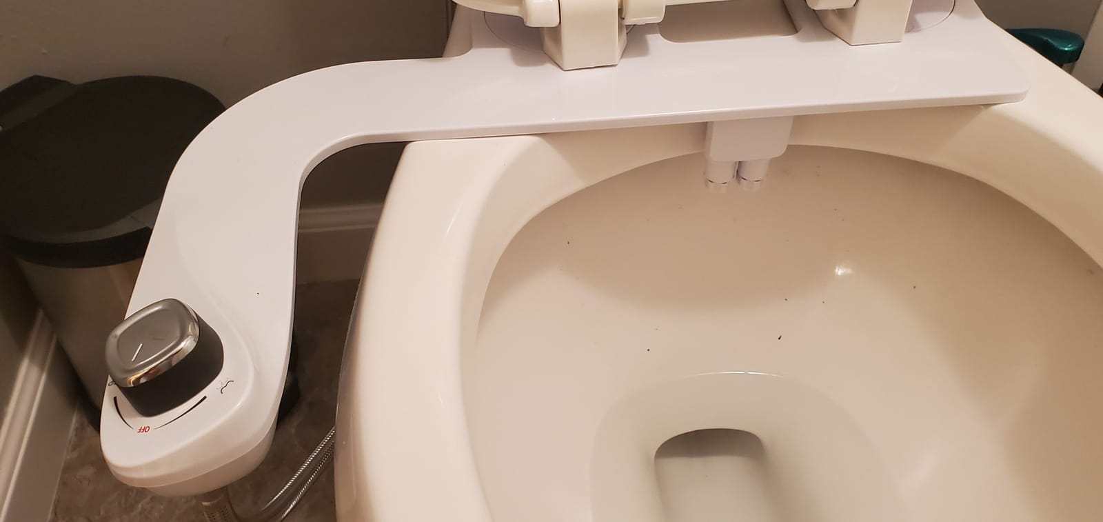 Bio Bidet SlimEdge Bidet Attachment for Toilet, Non Electric, Dual Nozzles for Front and Rear Cold Water Wash, Adjustable Water Pressure, White customer photo 2