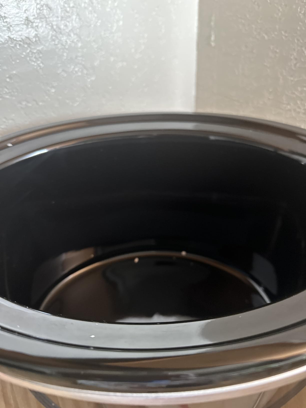 Hamilton Beach Stay or Go Extra Large 10 Quart Portable Slow Cooker | 3 Heat Settings | Lid Lock For Mess-Free Travel | Dishwasher-Safe Stoneware Crock & Glass Lid | Black | 33195G customer photo 1
