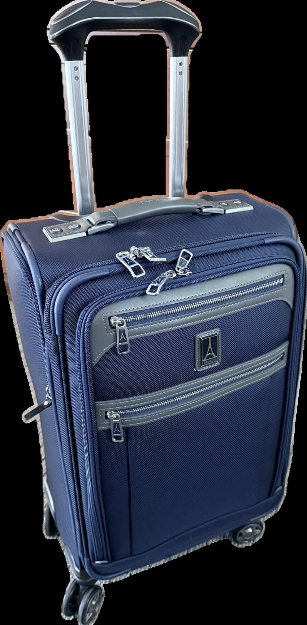Travelpro Platinum Elite Checked Luggage Spinner, Red, 25-Inch customer photo 1