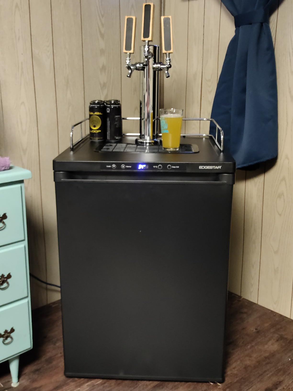EdgeStar BR3002 24 Inch Wide Kegerator Conversion Refrigerator for Full Size Kegs with Deep Chill Mode - Black customer photo 1