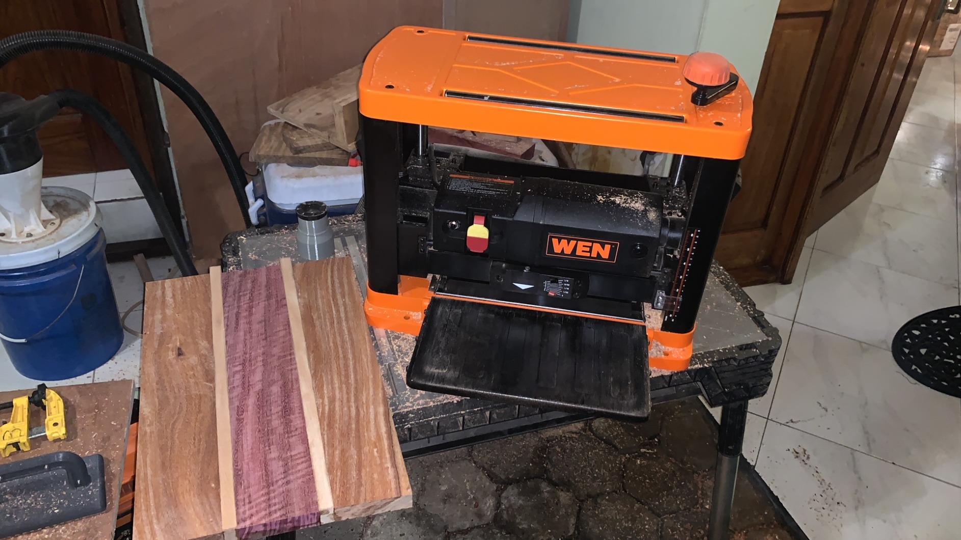 WEN 6552T 13 in. 15 Amp 3-Blade Benchtop Corded Thickness Planer customer photo 2