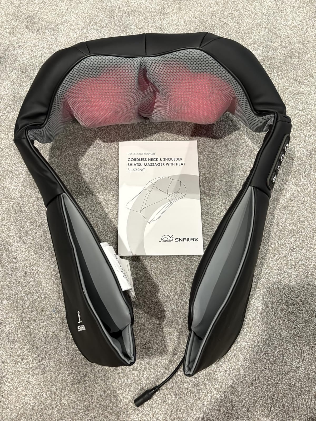 Snailax Cordless Shiatsu Neck and Shoulder Massager with Heat | 8 Kneading Nodes, 2 Intensities, 70-80 Min Cordless Use, Rechargeable, FSA Eligible Neck, Back & Shoulders, Timer, Gift customer photo 2