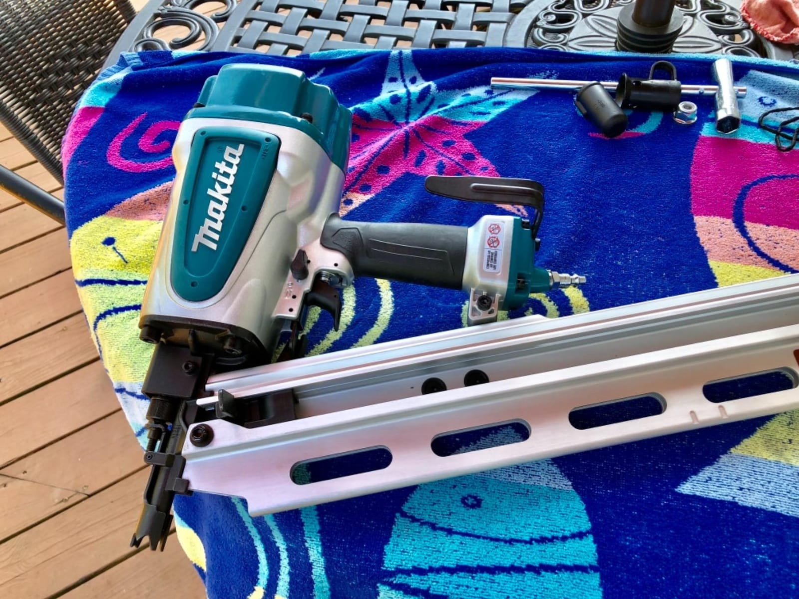Makita AN924 21 Degree Full Round Head 3-1/2 inch Framing Nailer customer photo 1