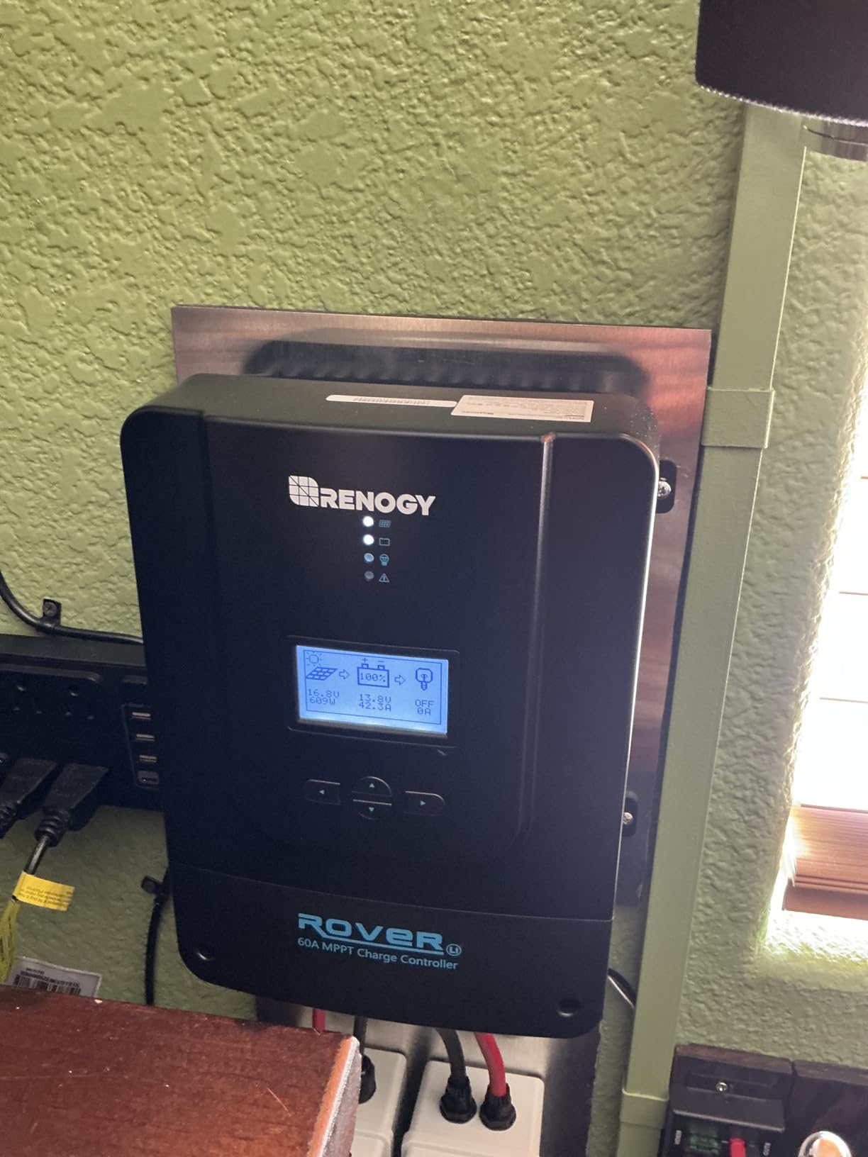 Renogy Rover MPPT Solar Charge Controller 60A 12/24/36/48V for Solar Panels | 150V PV input, AGM/Gel/Flooded (auto), Li (manual), MPPT 99%, overcharge/short protection, negative ground, for off-grid customer photo 2