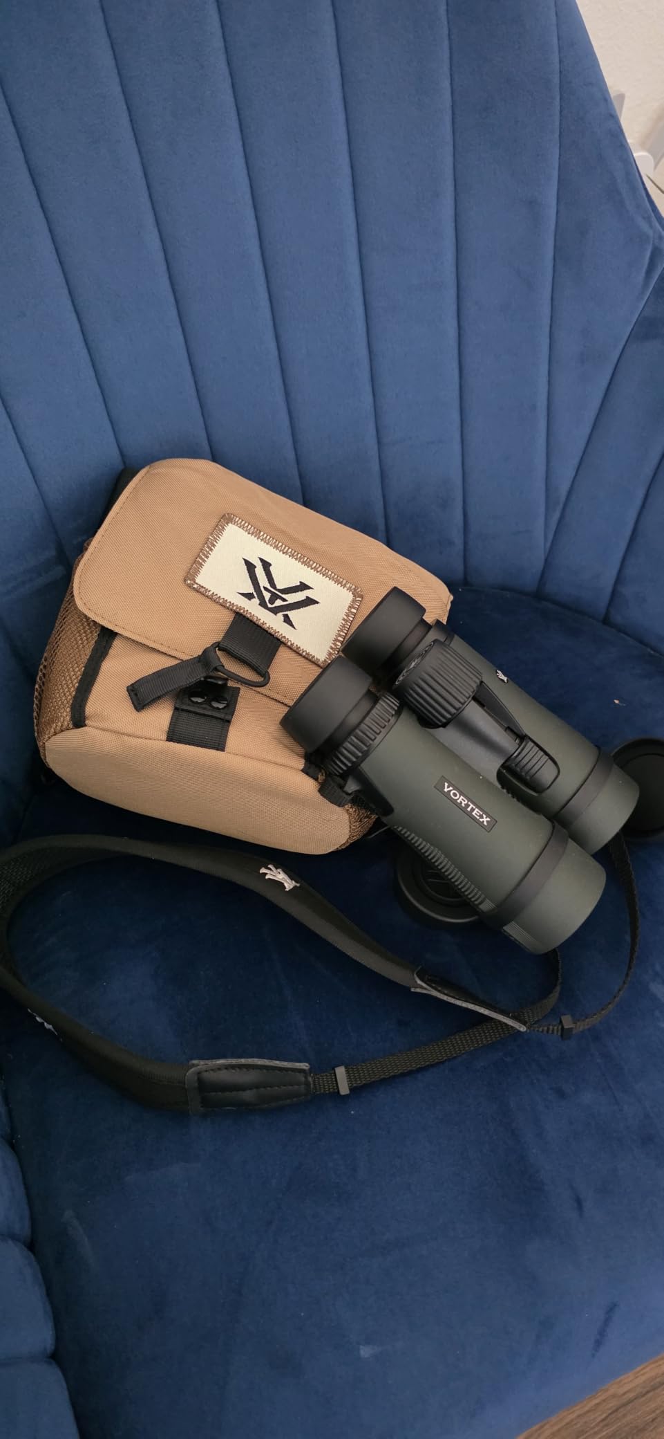 Vortex Diamondback HD 10x42 Binoculars DB-215 | HD Optics, Tripod Adaptable, Waterproof, Fogproof, Shockproof, Included GlassPak - Unlimited, Unconditional Warranty customer photo 1