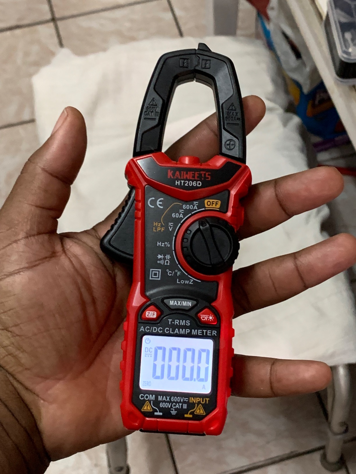 KAIWEETS HT206D Digital Clamp Meter T-RMS 6000 Counts, Multimeter Voltage Tester Auto-ranging, Measures Current Voltage Temperature Capacitance Resistance Diodes Continuity Duty-Cycle customer photo 2