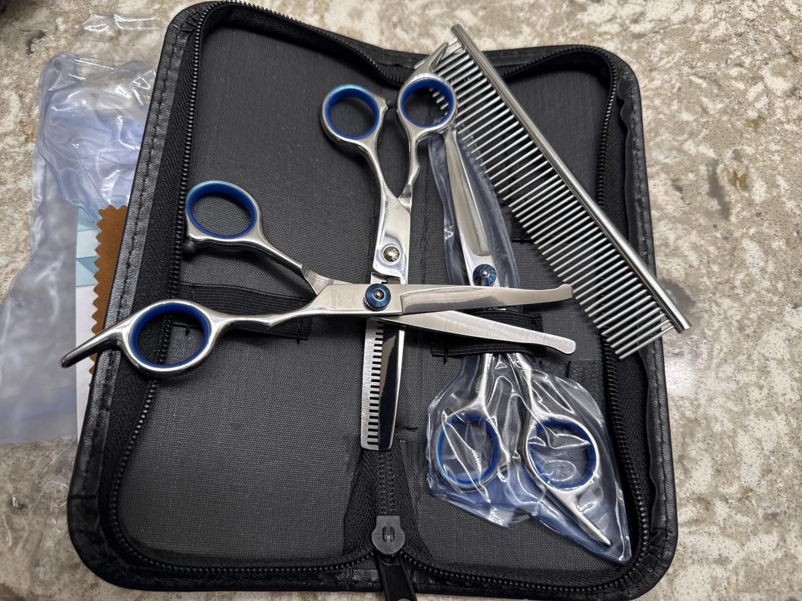 GLADOG Professional 5 in 1 Dog Grooming Scissors Set with Safety Round Tips, Sharp and Heavy-duty Pet Grooming Shears for Cats customer photo 1