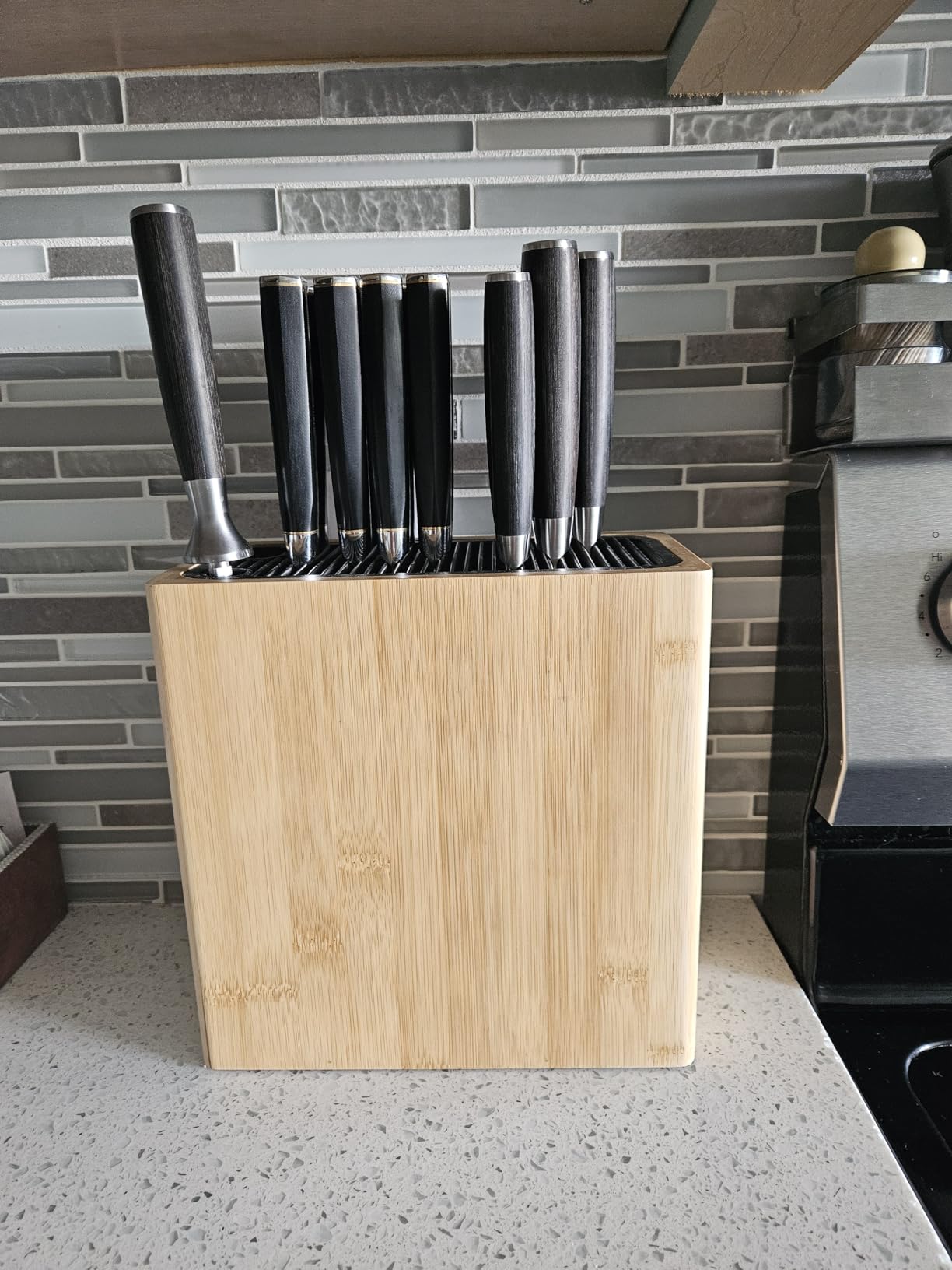 KITCHENDAO XL Bamboo Universal Knife Block Holder with Slots for Scissors and Sharpening Rod, Safe, Space Saver Knives Storage Stand Display without Knives, Unique Slot Design to Protect Blade customer photo 2