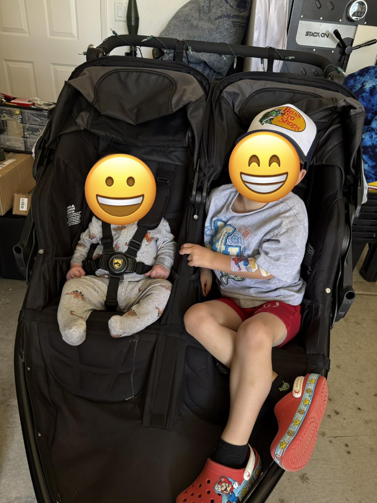 BOB Gear Revolution Flex 3.0 Jogging Stroller - Graphite Black | Versatile Jogger Stroller; All Terrain Stroller With Mountain-Bike-Style Suspension & Air-Filled Tires; Car Seat Compatible customer photo 1