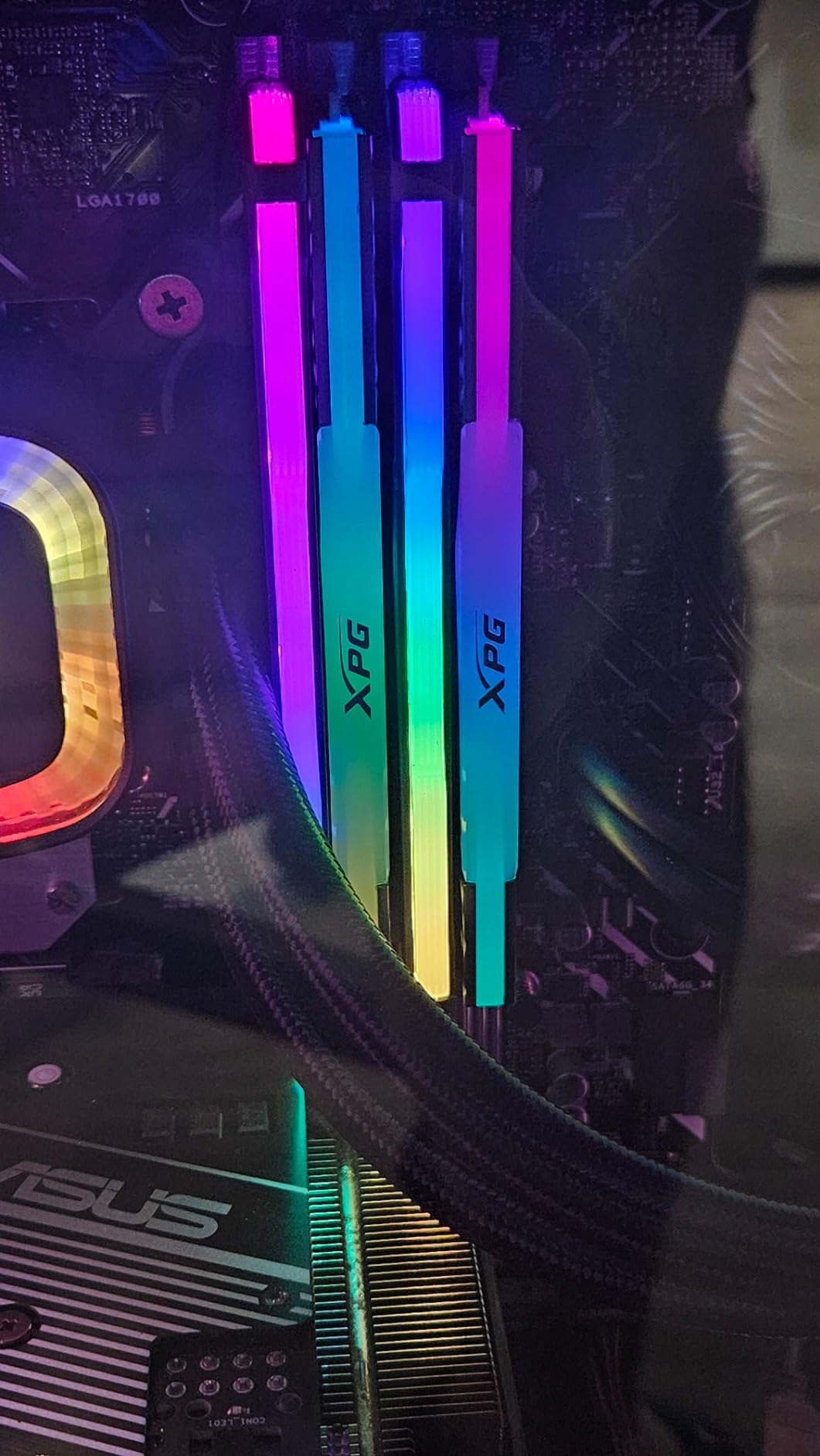 CORSAIR Vengeance RGB PRO DDR4 RAM 32GB (2x16GB) 3600MHz CL18-22-22-42 1.35V Intel AMD Desktop Computer Memory - Black (CMW32GX4M2Z3600C18) customer photo 2